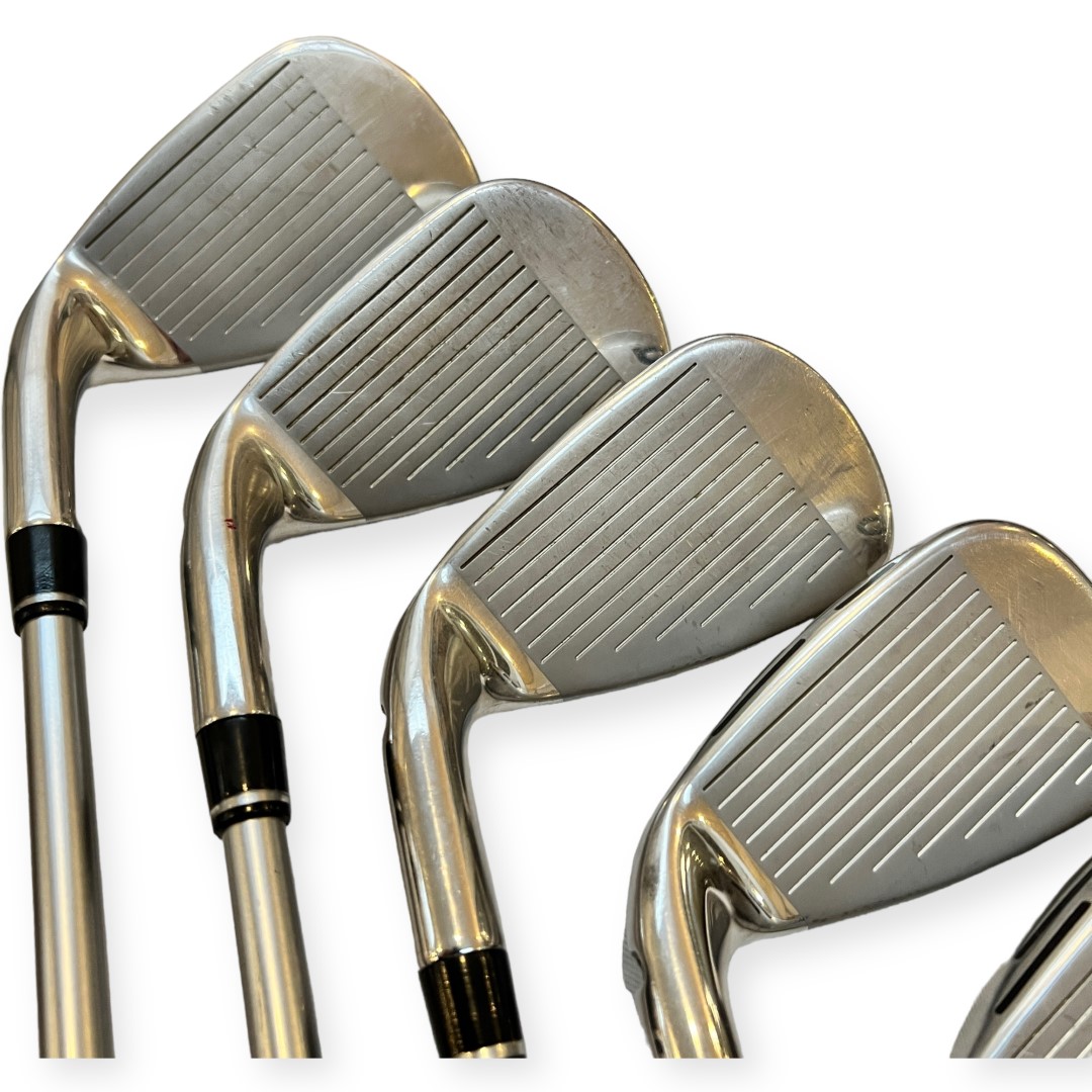 Wilson D9 Iron Set