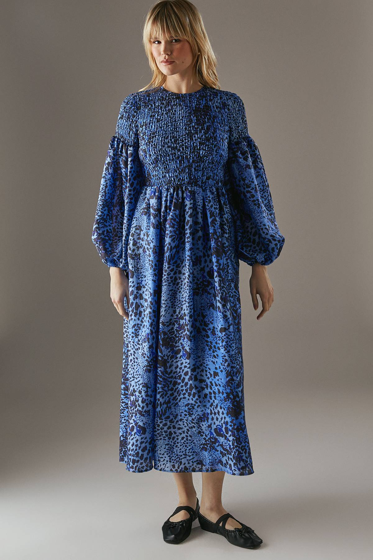 Warehouse Robe Mi-Longue en Organza Texturé Imprimé à Fronces