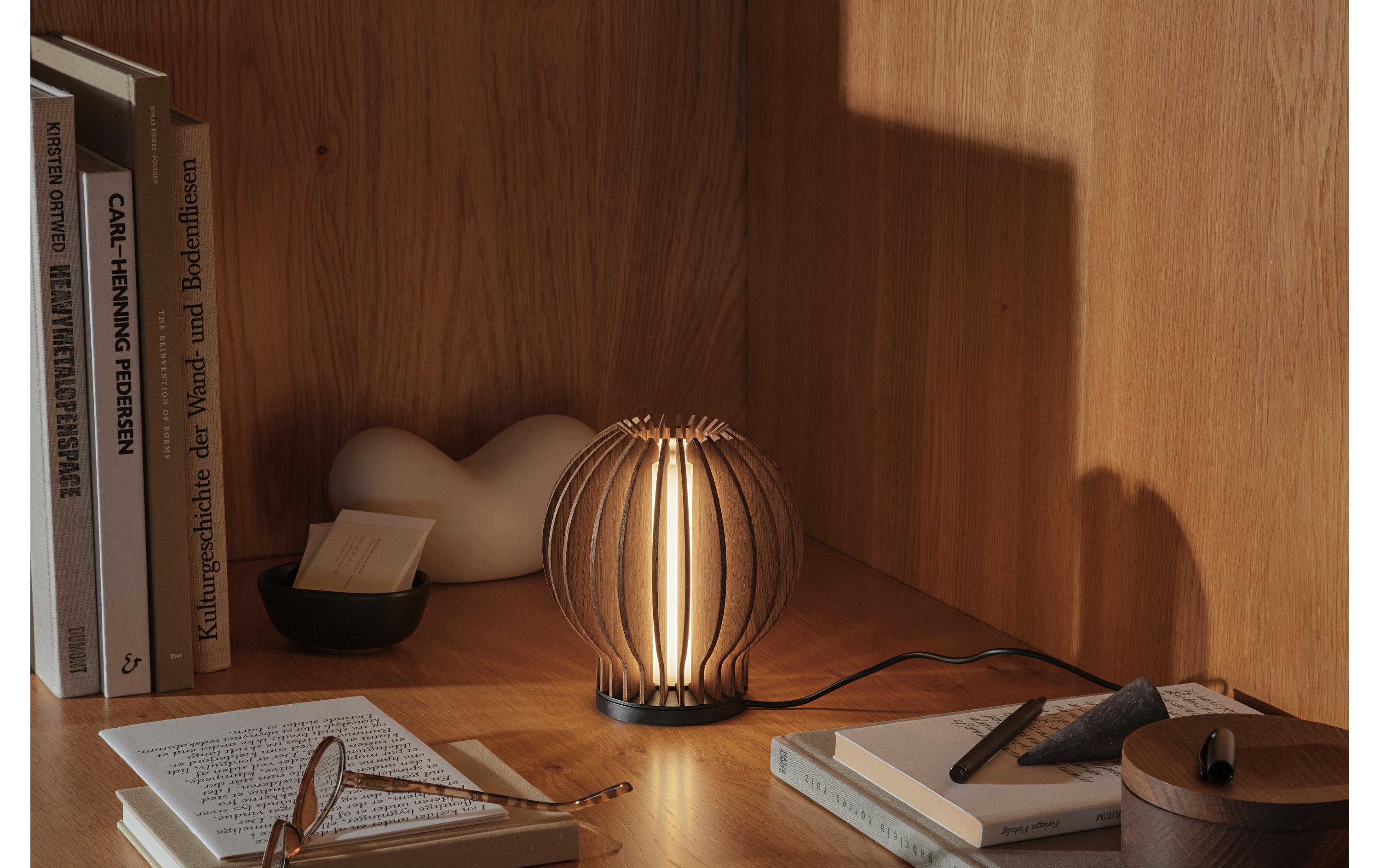 Tischleuchte Radiant rund, 15 cm, Smoked<br>LED-Lampe aus Eichenholz