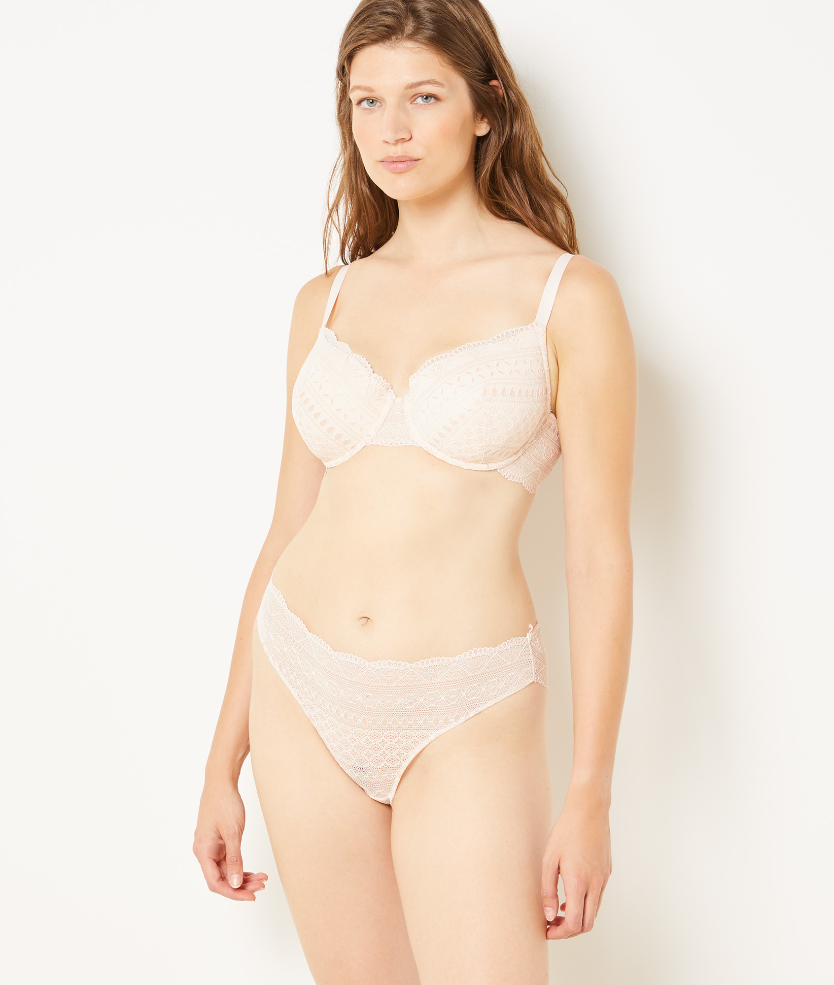 Soutien-gorge N.4 - Le coques fines