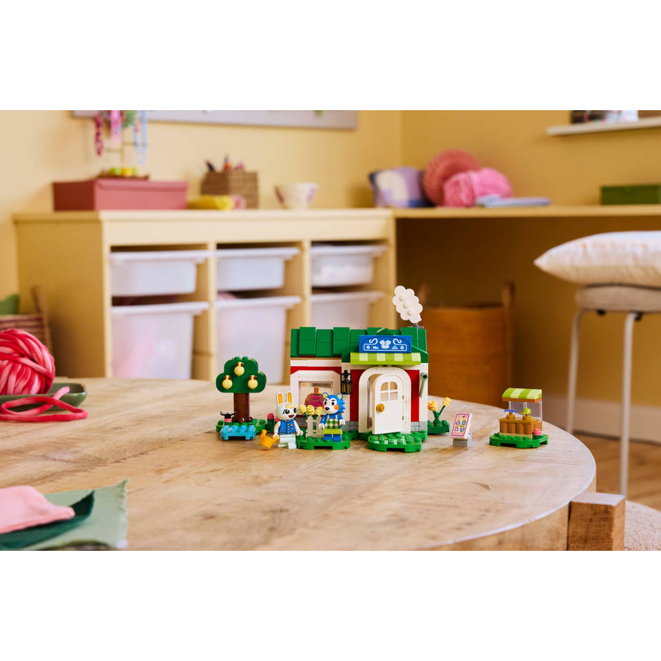 LEGO Animal Crossing kleermakerij van de zusjes Able 77055