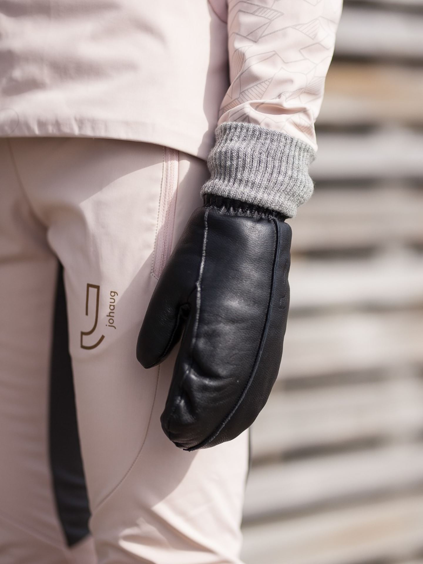 Leather Mitten