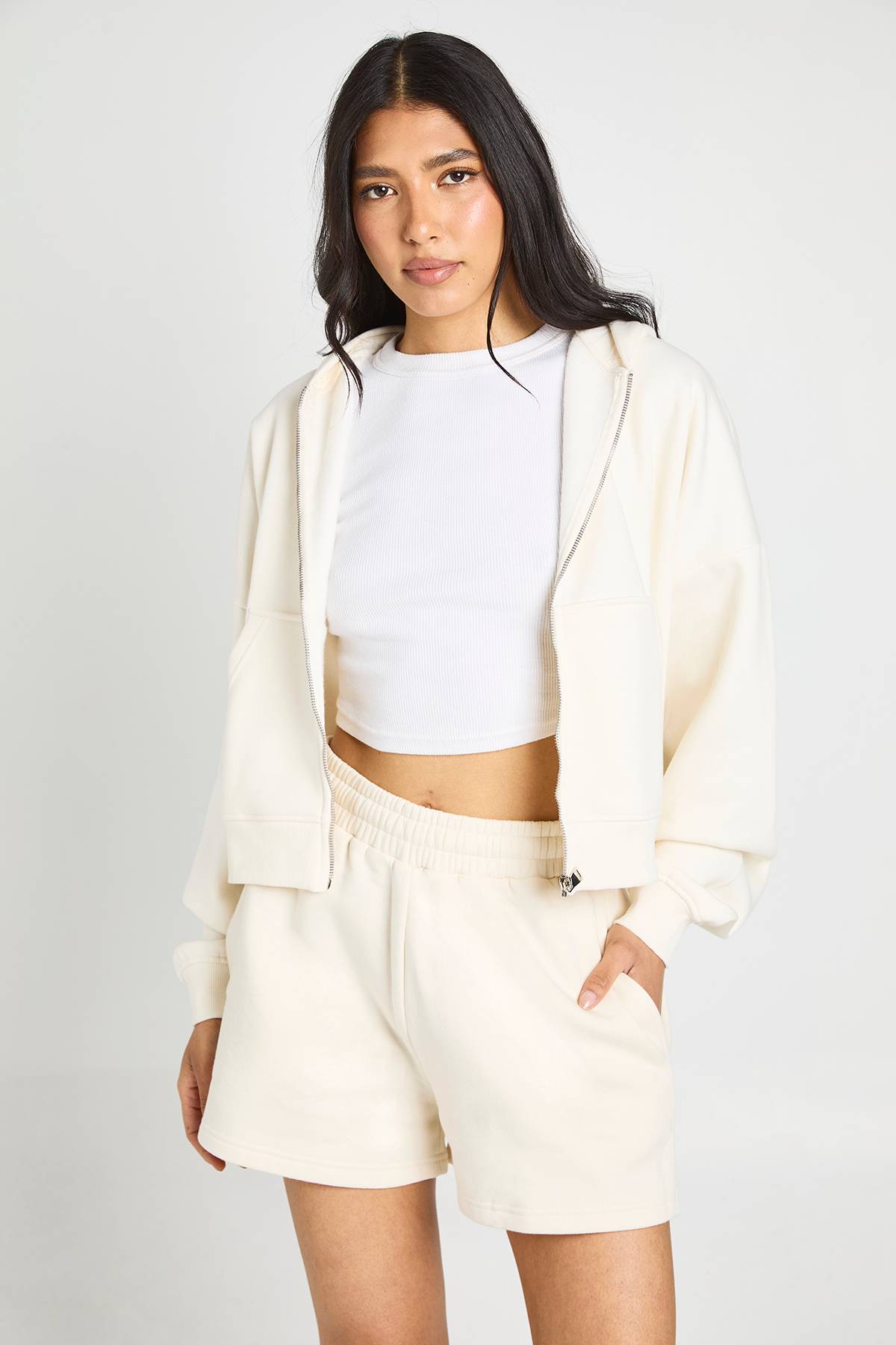 boohoo Short De Jogging Taille Haute Coupe Tall Avec Cordon De Serrage Interne