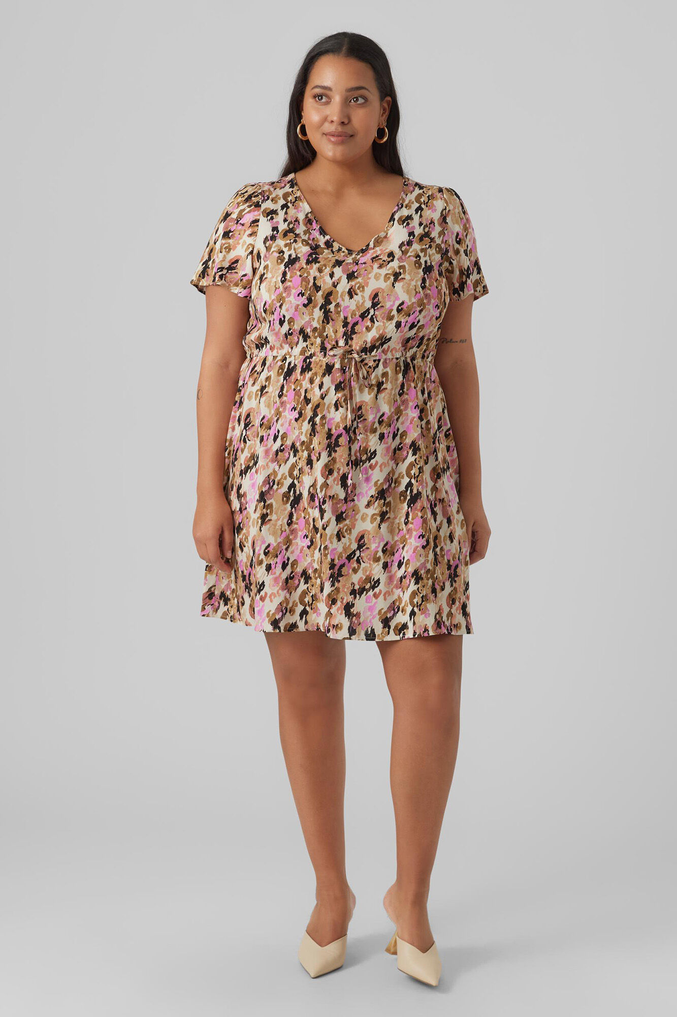 Vestido curto Curve - Marrom