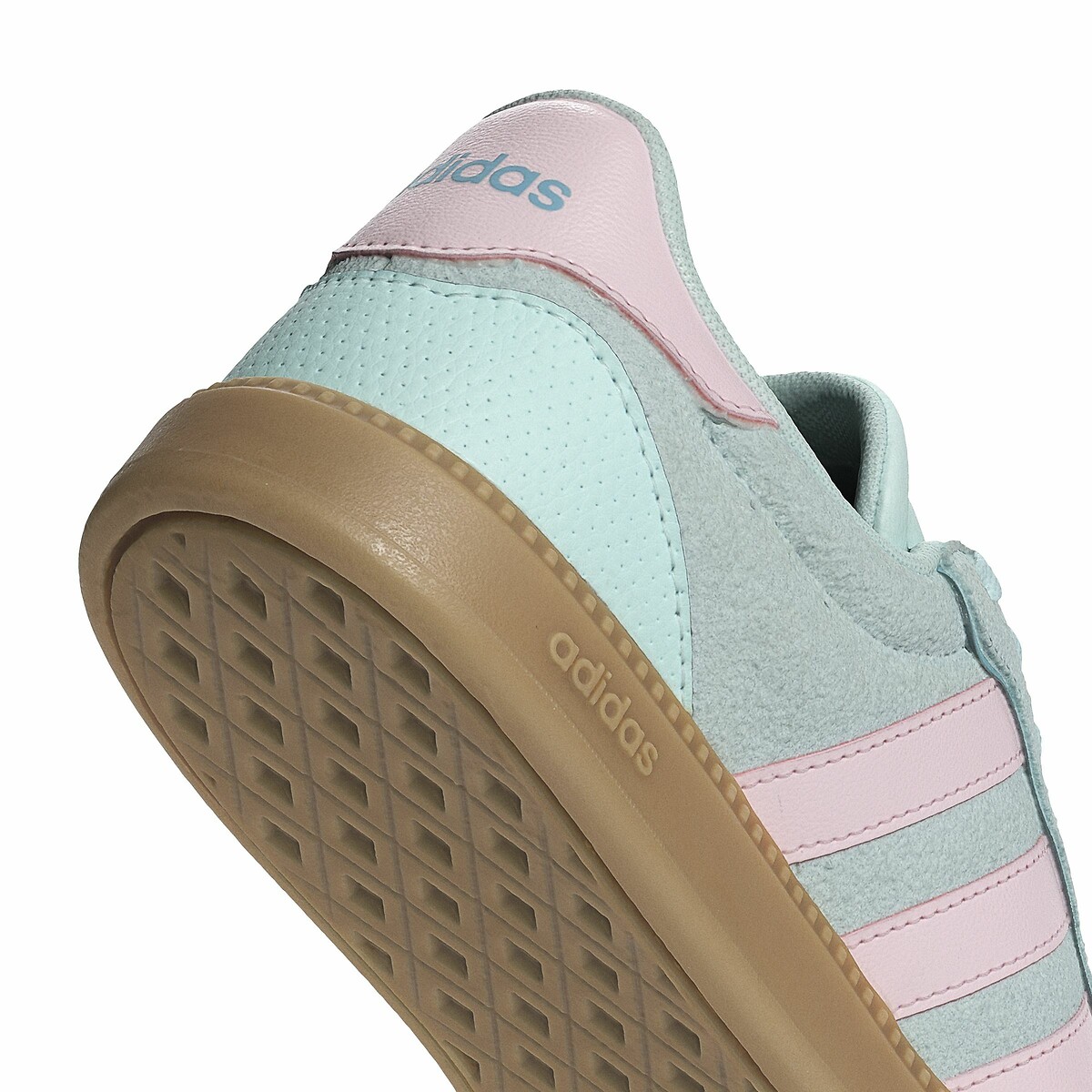 ADIDAS ROUPAS ESPORTIVAS<br>Tênis Breaknet Camurça Elegante