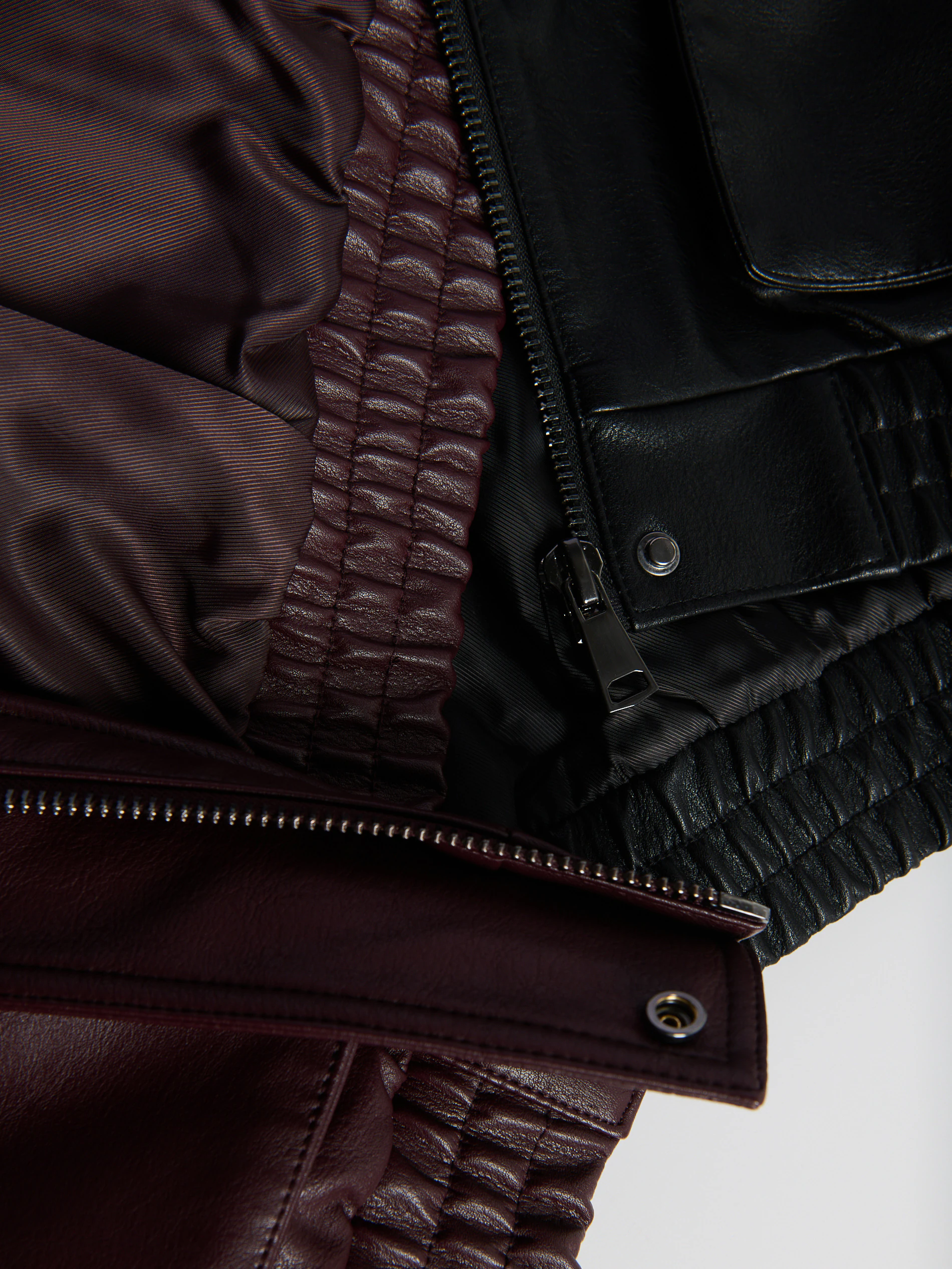 Jacke aus Lederimitat