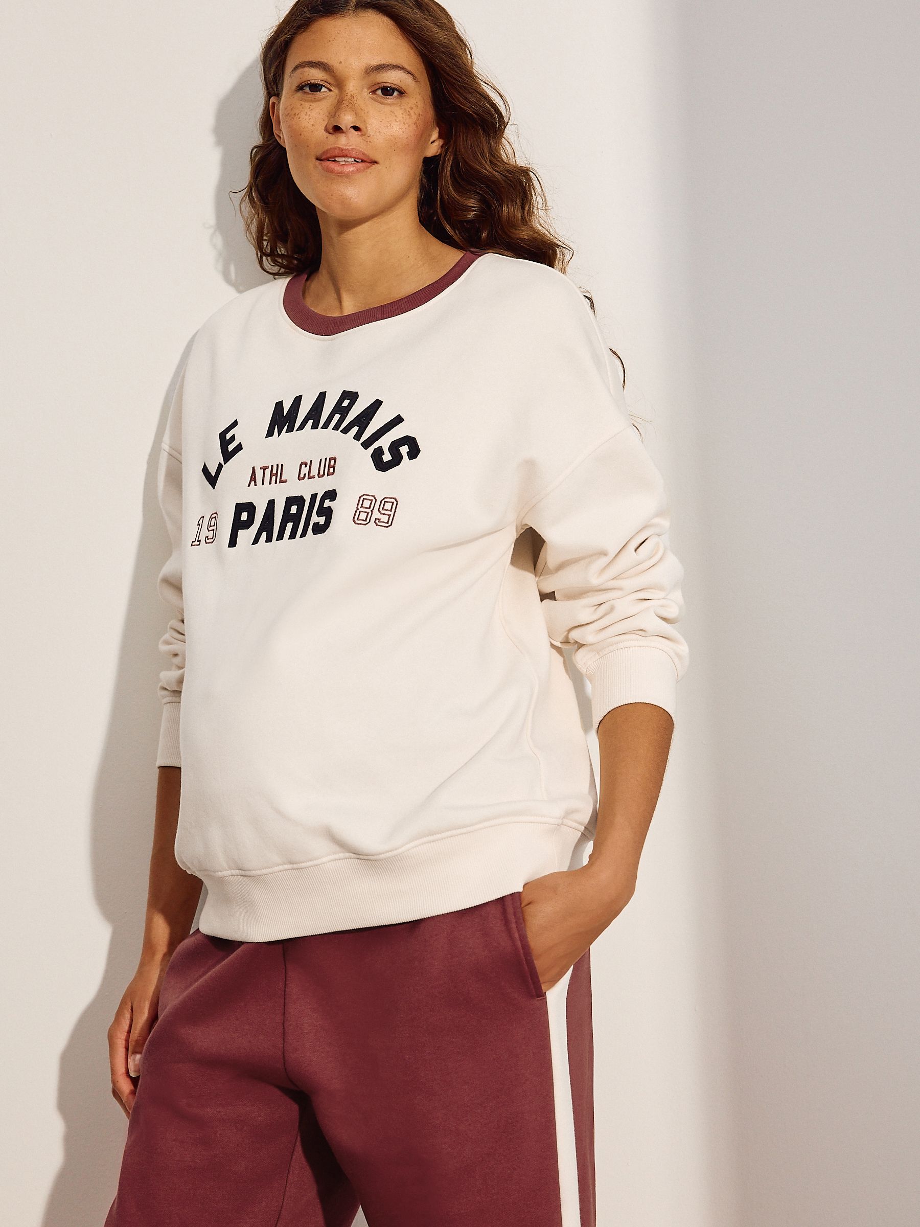 Crème - Maternity Graphic Sweatshirt