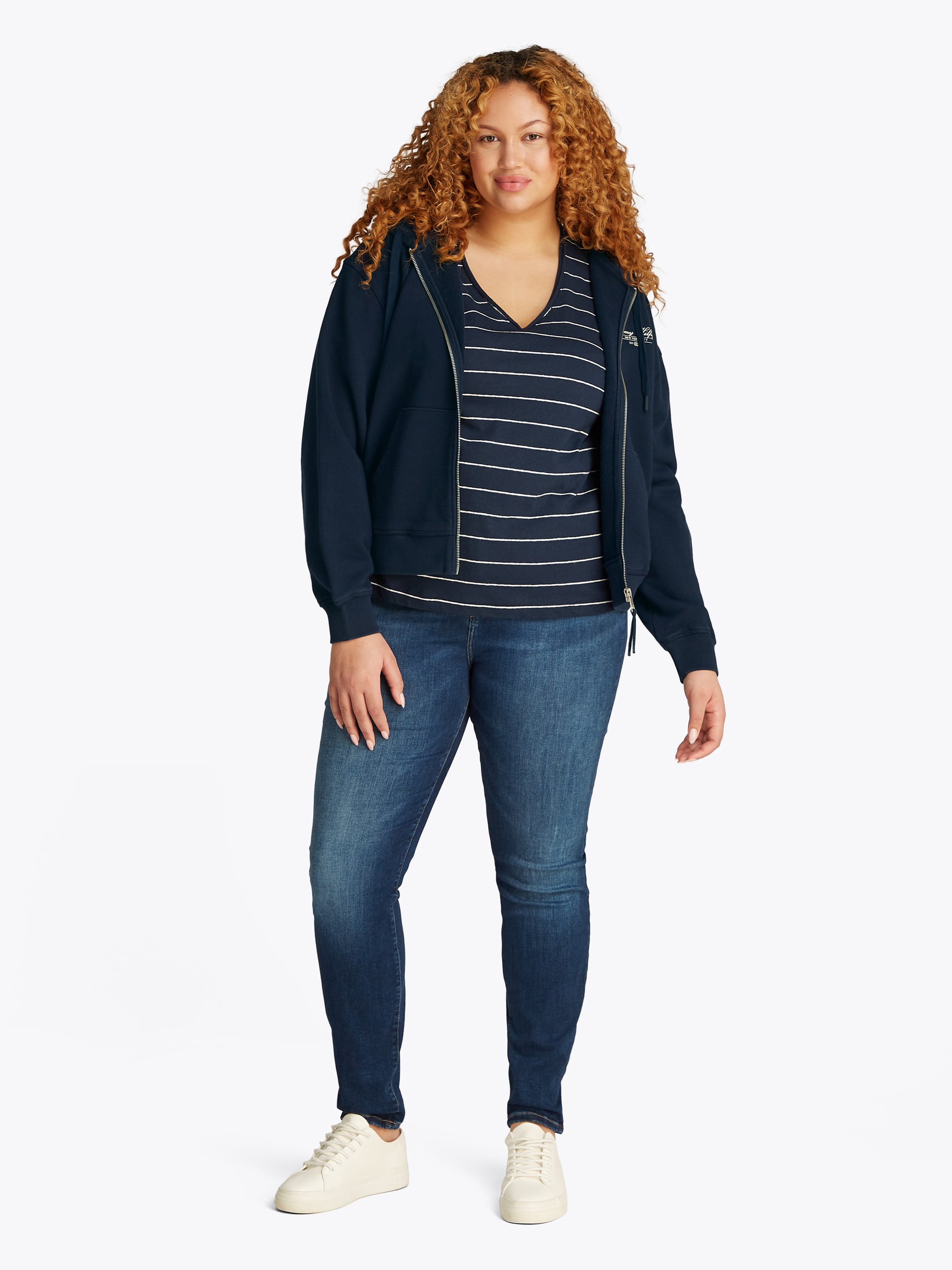 Tommy Hilfiger Curve Sweatjacke »CRV REG SCRIPT ZIP HOODIE«, in Grossen Grössen, Kapuze, Zipper, Logoschriftzug