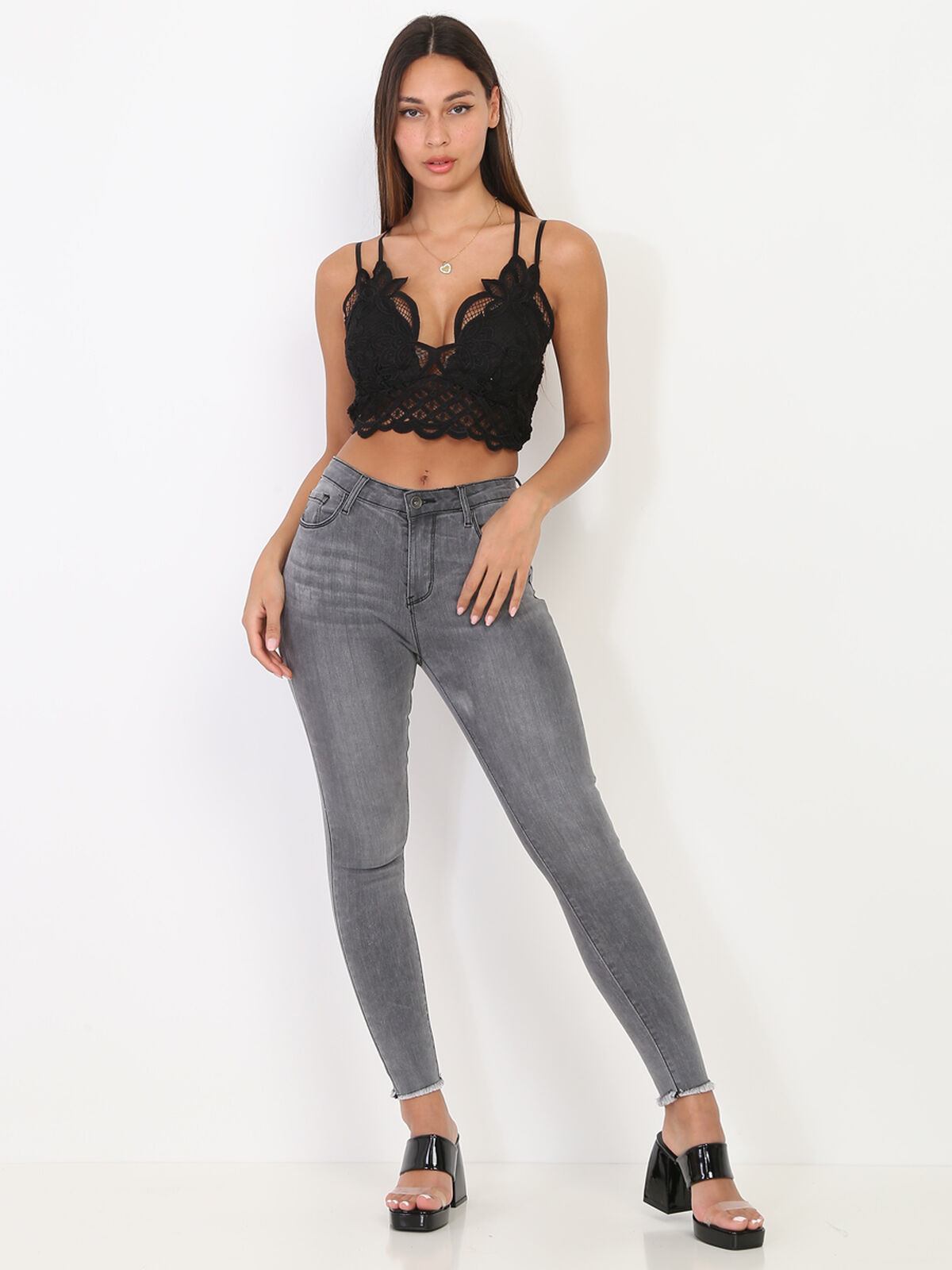 Crop top style bralette en broderie- Noir