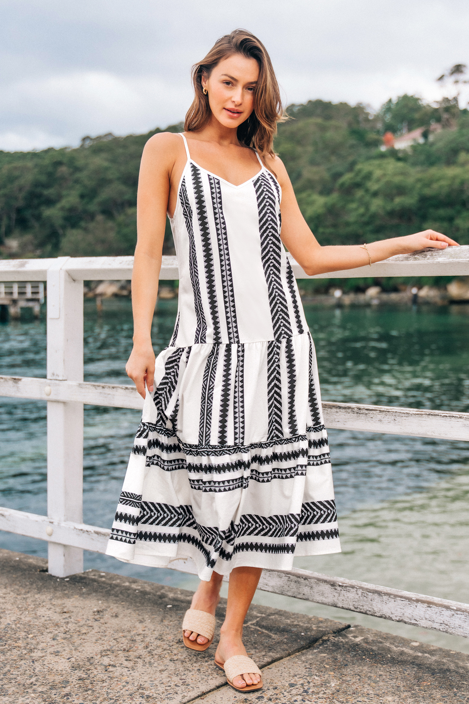 Robe maxi avec taille tombante à rayures mixtes