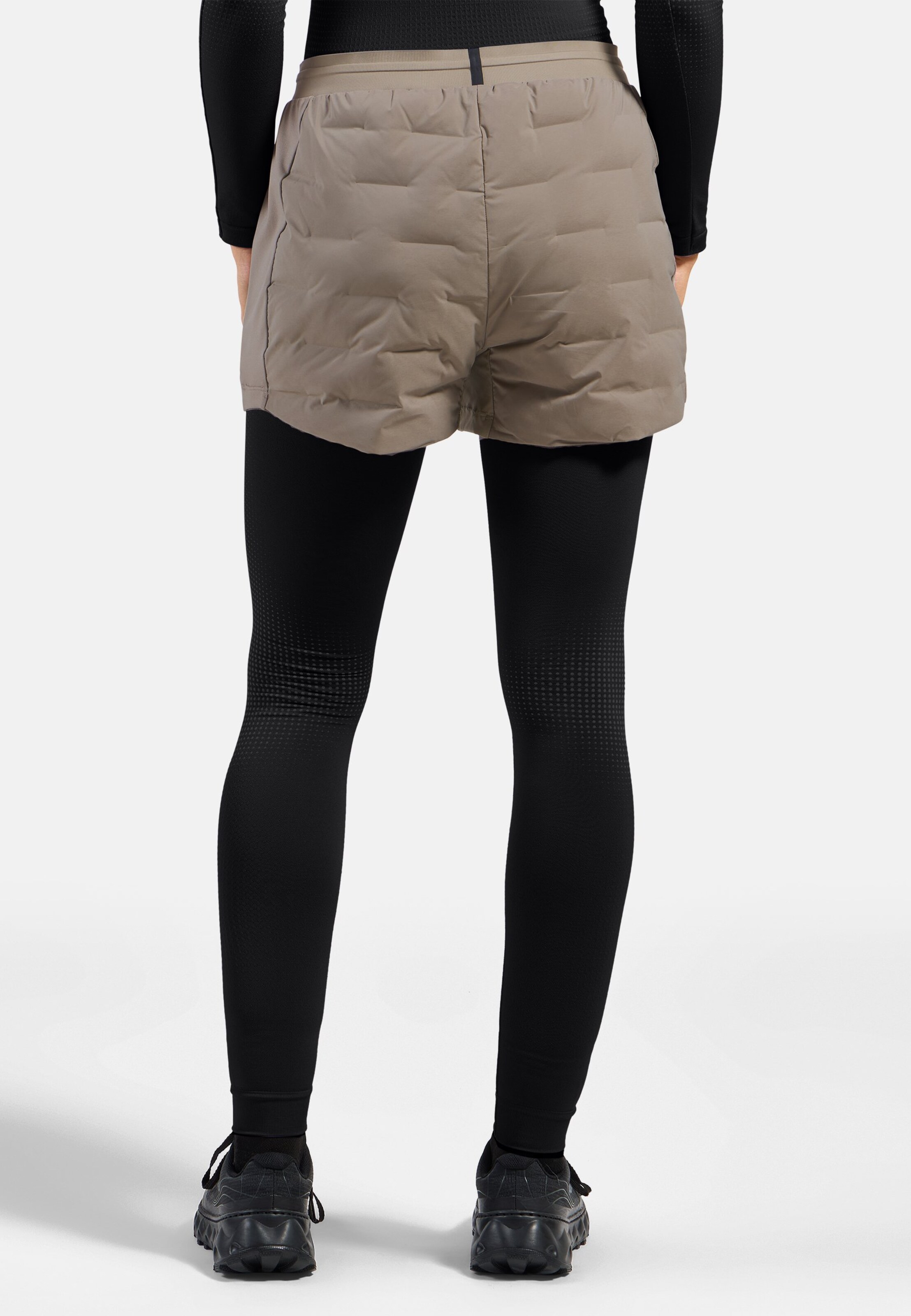 Zeroweight Insulator Shorts in cinder