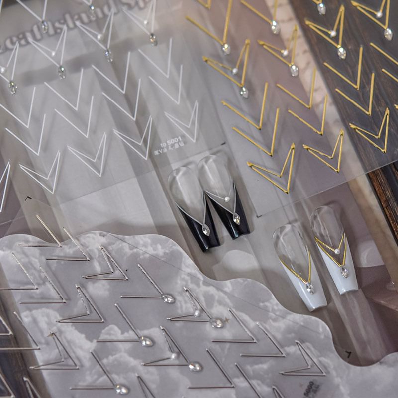 swarliss - V-vormige nagelstickers