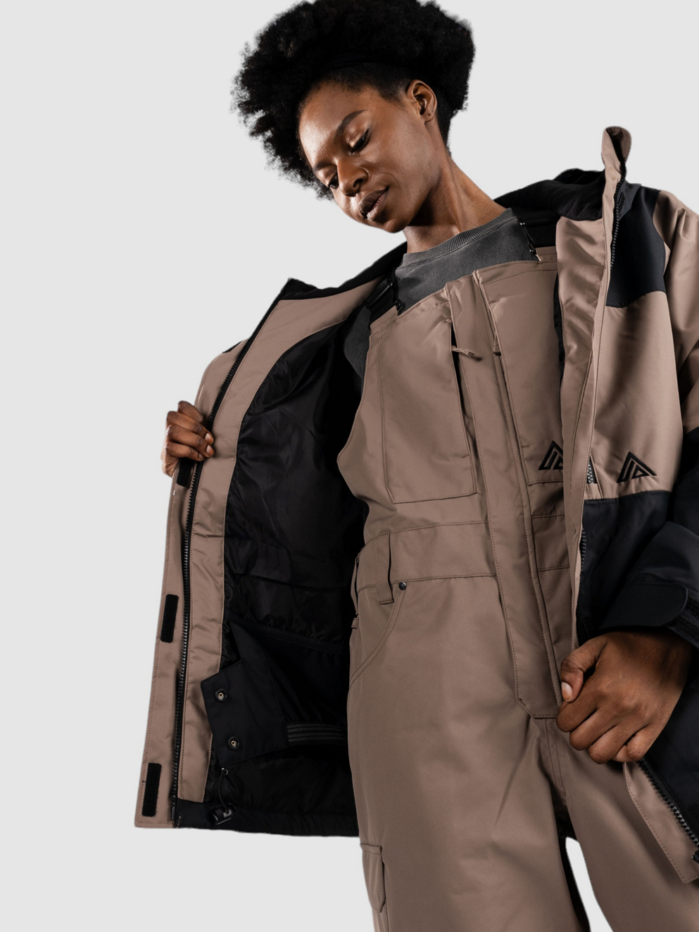 Aperture Ranger Jacket caviar and deep taupe