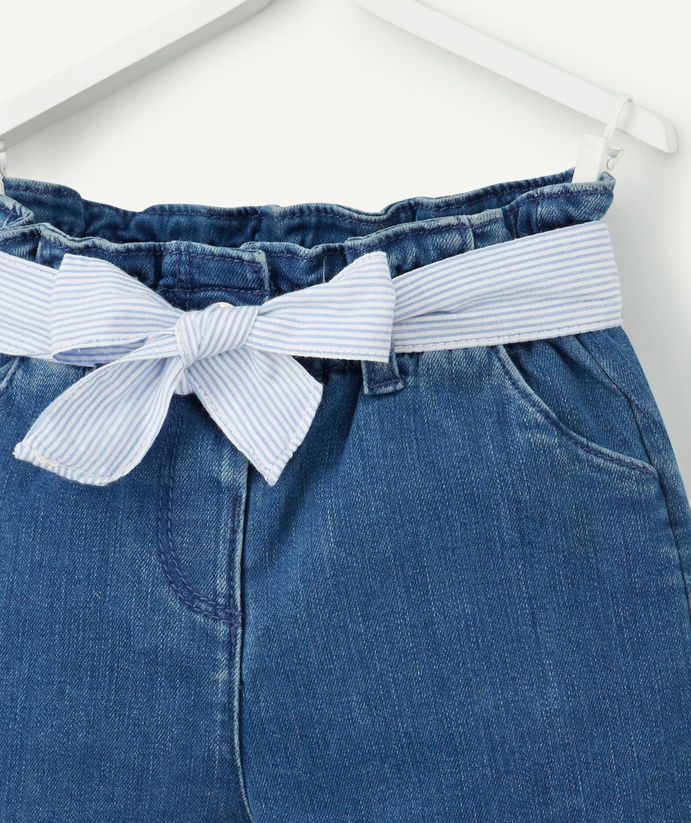 SHORT BÉBÉ FILLE EN DENIM LOW IMPACT AVEC CEINTURE