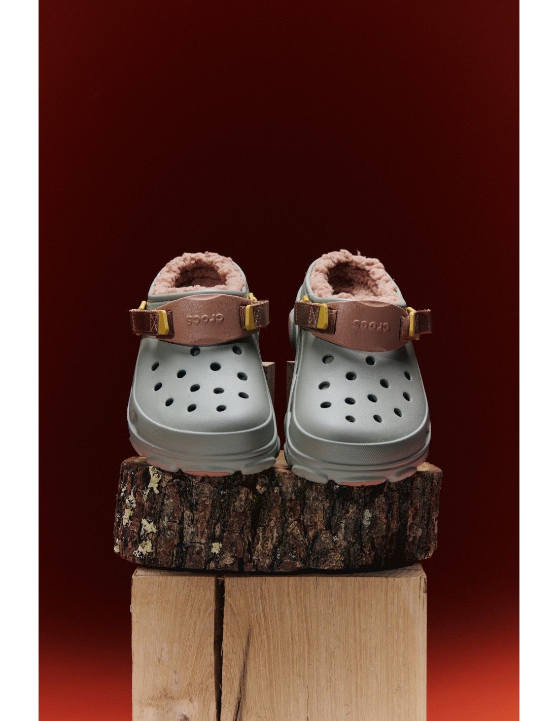 crocs all terrain lined clog ept