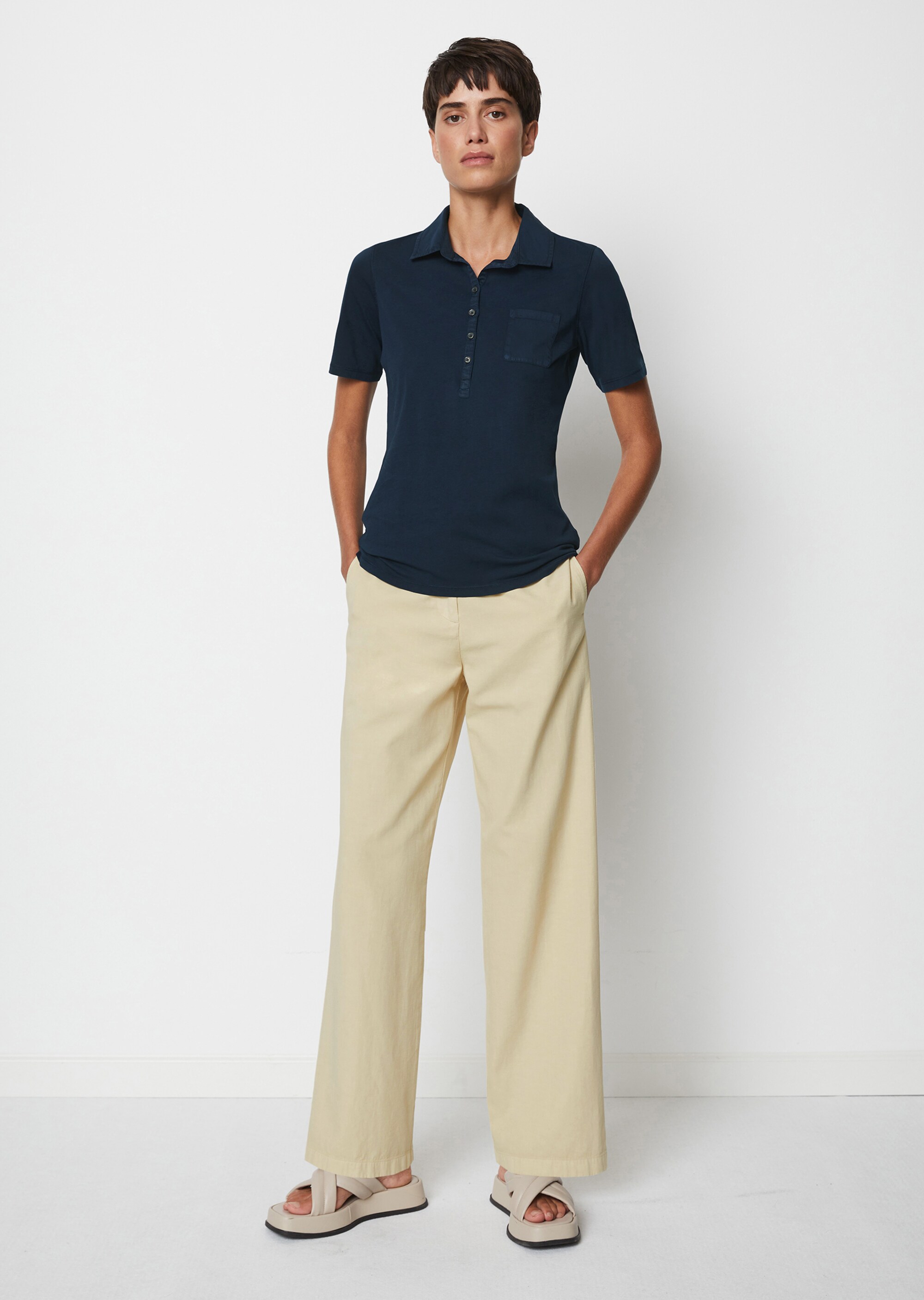 Kurzarm Poloshirt regularmit Material-Mix-Details