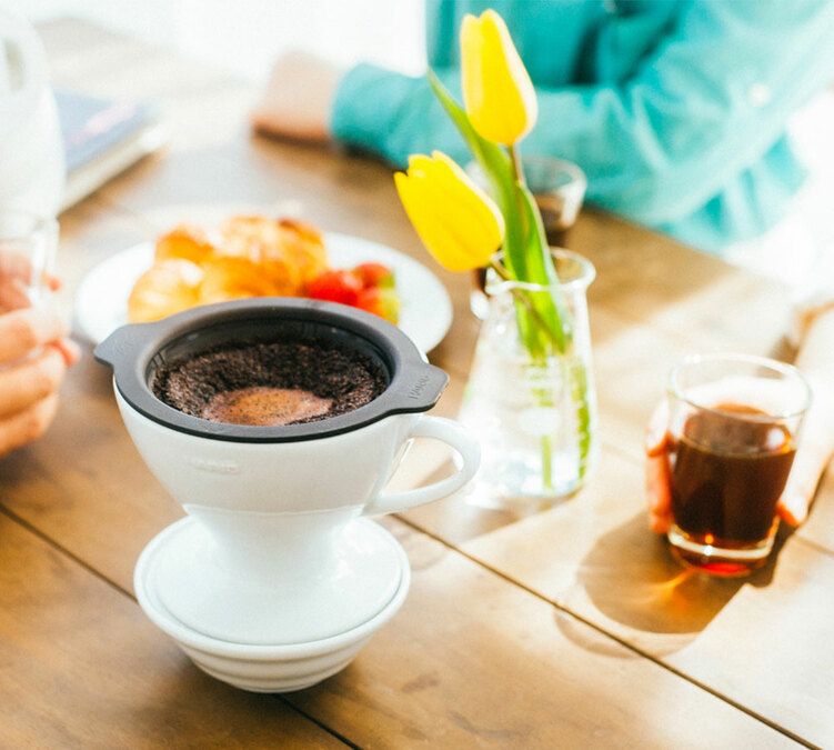 Dripper HARIO W60 PDC-02-W en porcelaine - 1 à 4 tasses - avec filtre permanent