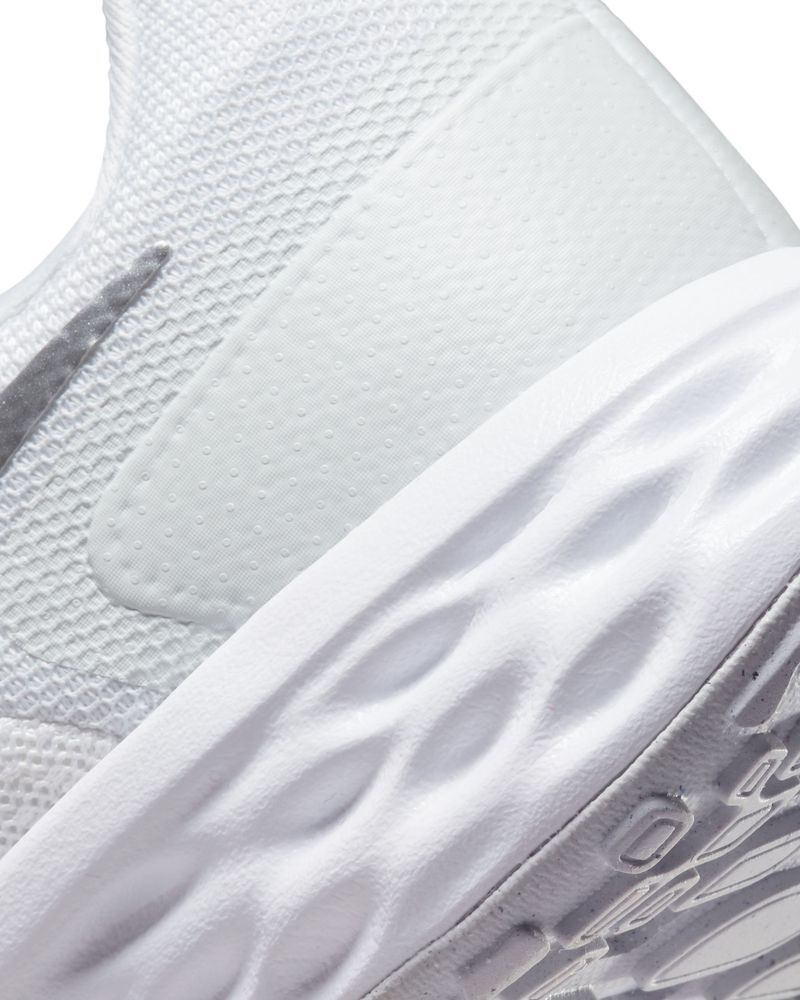 Chaussures de running Nike Revolution 6 Blanc pour femme