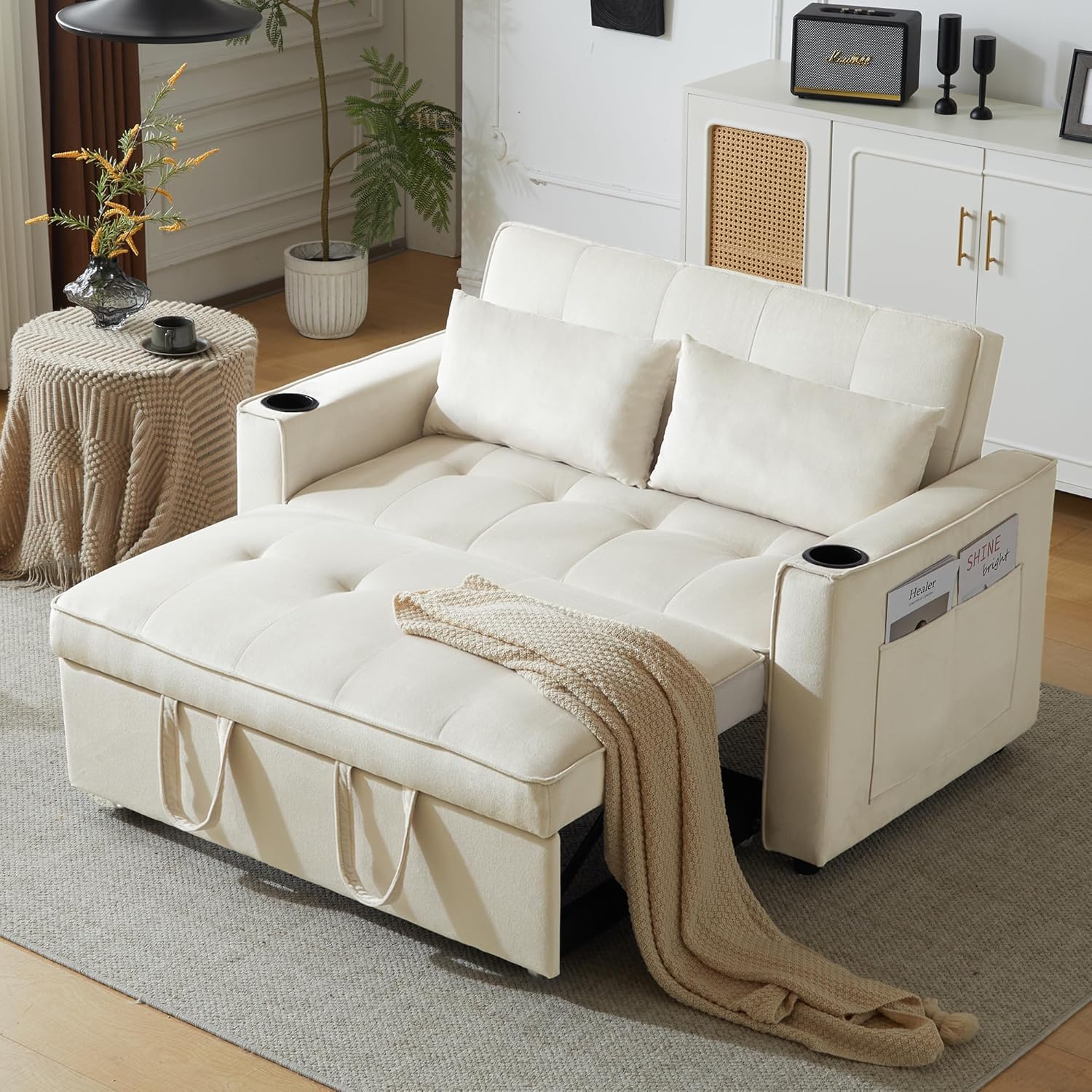Merax Schlafsofa 2-Sitzer Sofa mit Schlaffunktion, Klappbares 3-in-1 Schlafcouch mit Verstellbarer Rückenlehne, Getränkehalter und Armlehnentaschen, aus Samt, Beige 137 x 76.5 x 83 cm