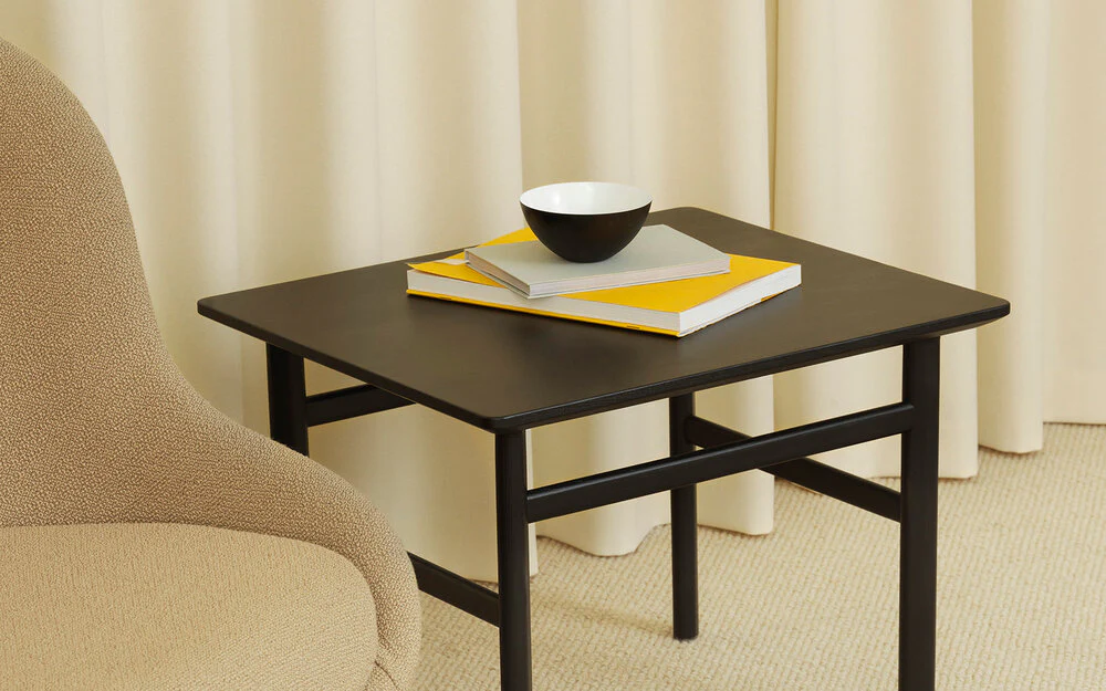 Normann Copenhagen  Grow sofabord, sort eg - 50x60 cm