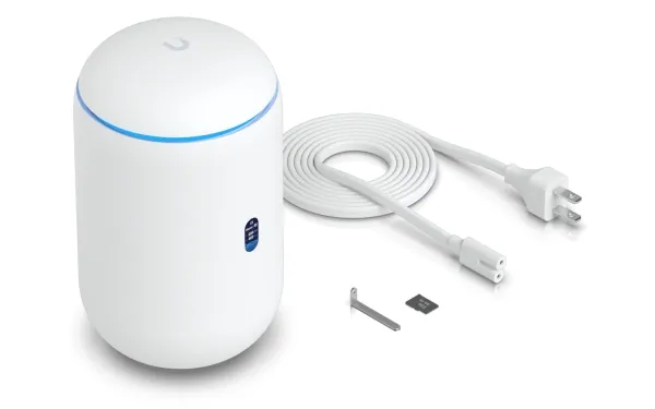 Ubiquiti Dream Router 7 - Trådløs router 3-port switch - Wi-Fi 7, 10GbE, 2.5GbE - WAN-porte: 2 - Wi-Fi 6 - Multi-Band - for P/N: UACC-CM-RJ45-MG