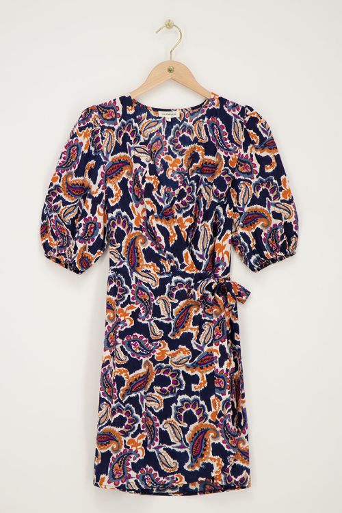 Donkerblauwe wikkeljurk met paisleyprint