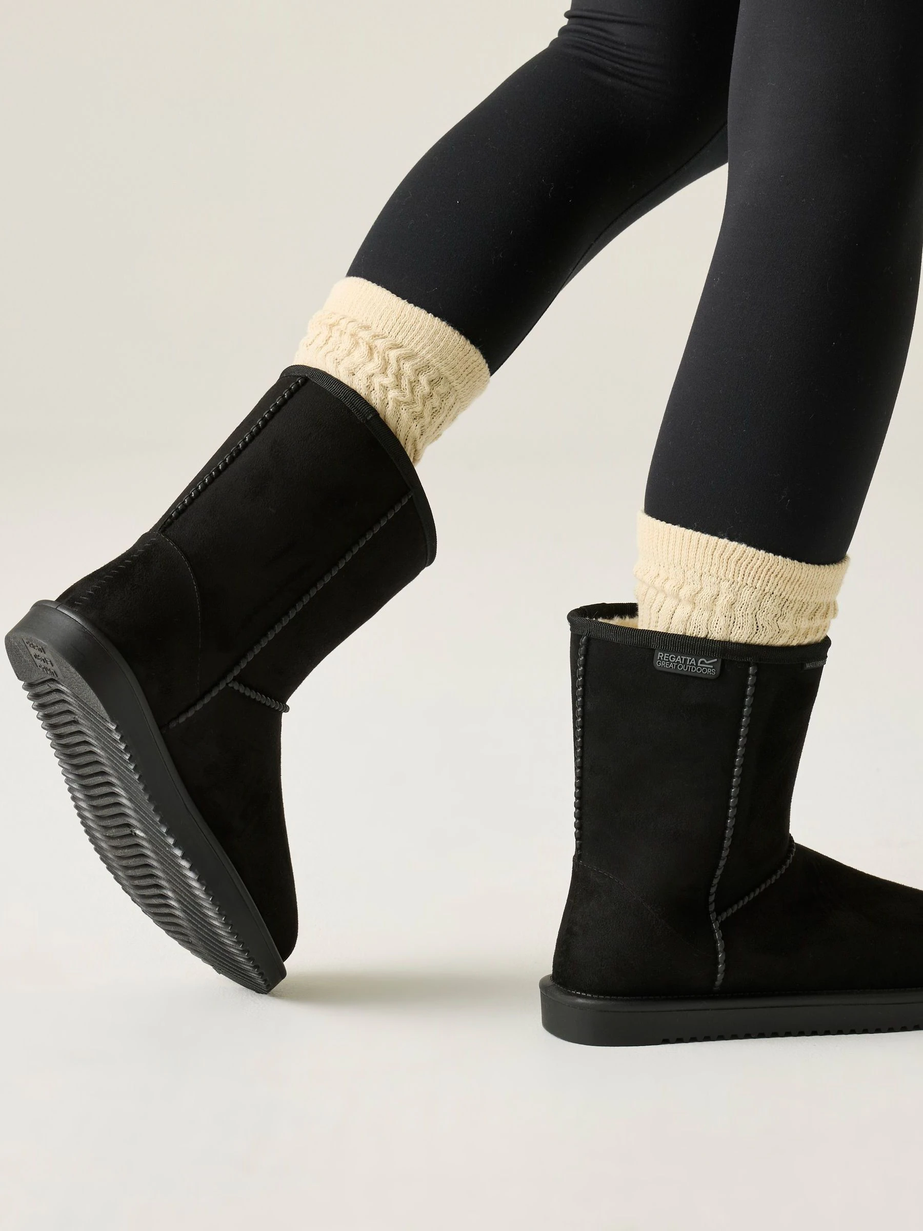 Zwart - Regatta Risley Behaaglijke halflange waterdichte Boots met voering van imitatiebont
