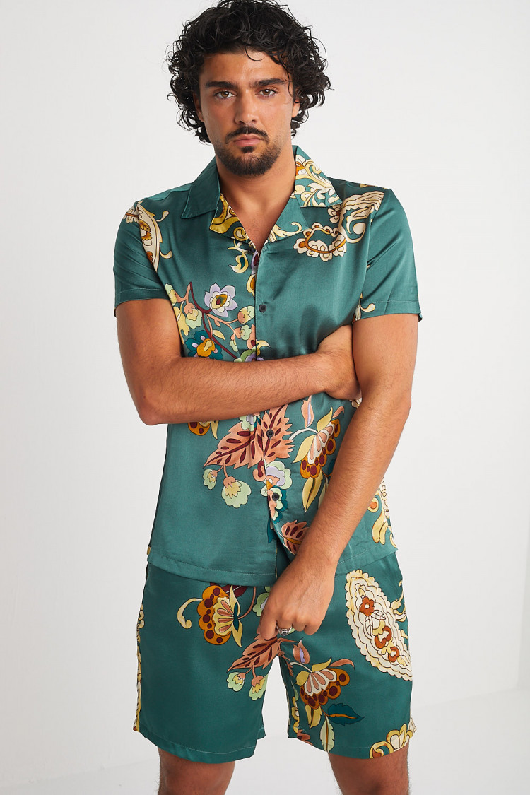 Ensemble 2 pièces chemise + short vert à motif fleuri