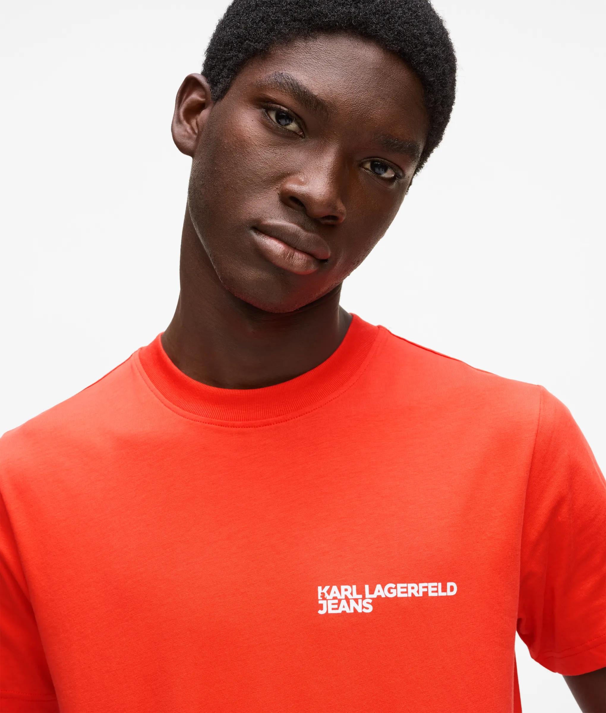 Slim-fit T-shirt