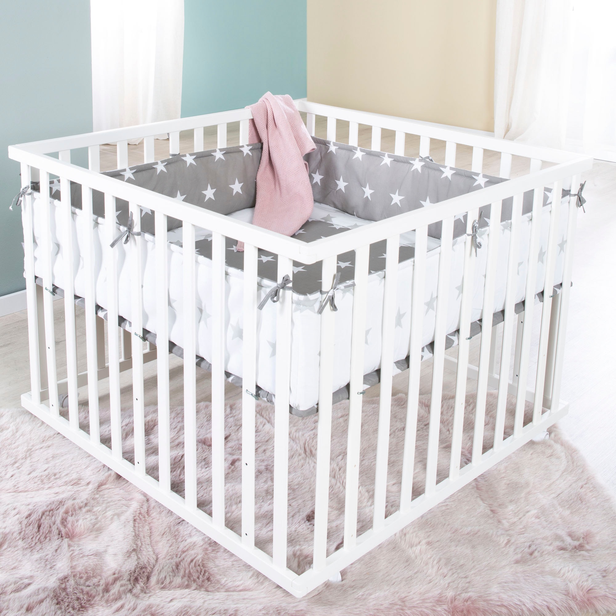 roba® Laufgitter »Little Stars, 100x100 cm, weiss« bis 15 kg mit Stoffeinlage und Nestchen; Rollen, höhenverstellbar