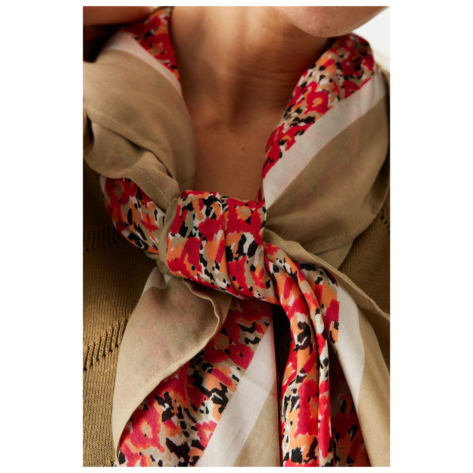 Garcia O40132_ladies scarf