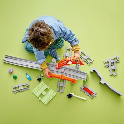 LEGO DUPLO Town 10426 Utvidelsessett med togbro og skinner