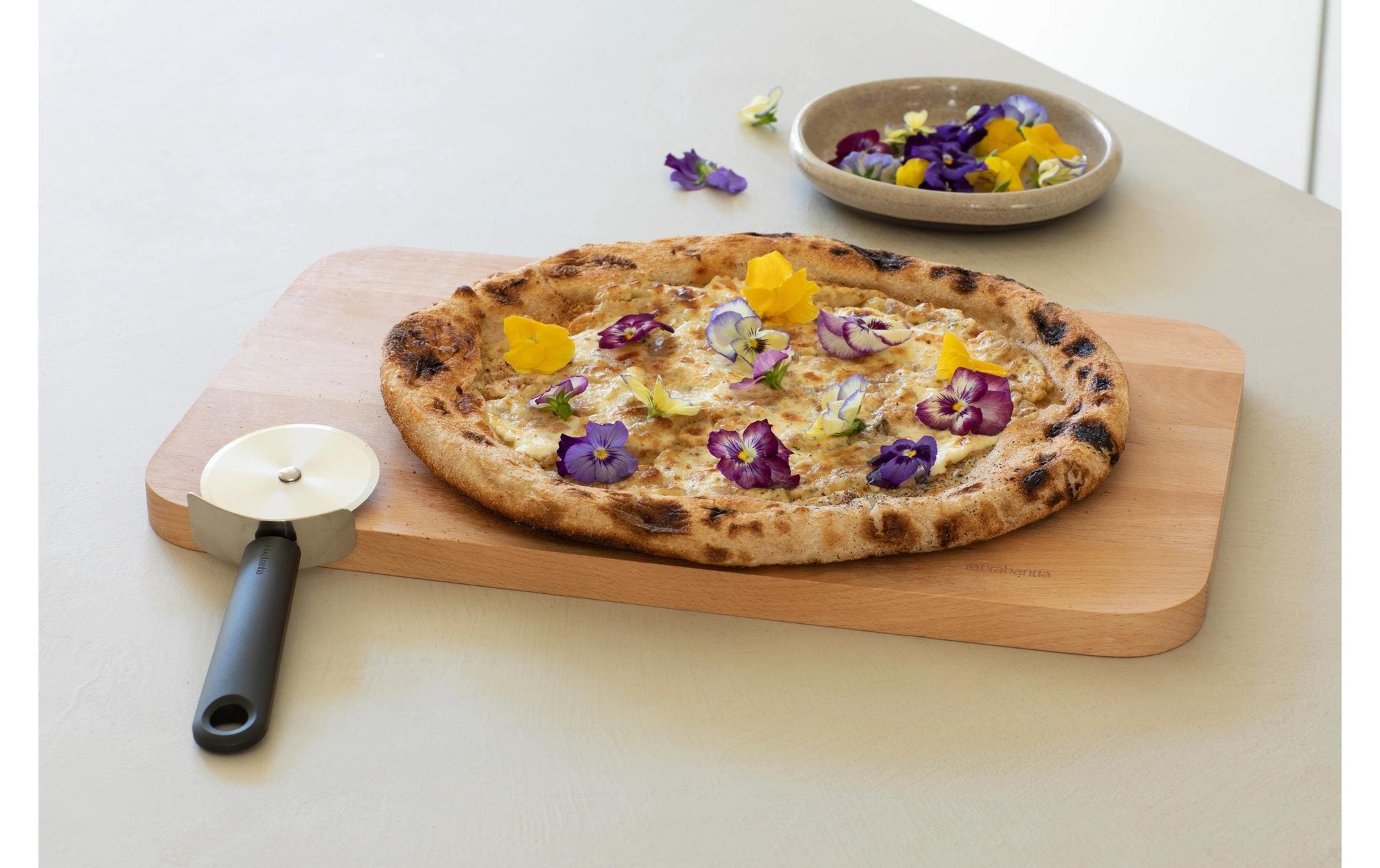 Pizzaschneider Tasty+ DunkelgrauPizza-/Gebäckschneider