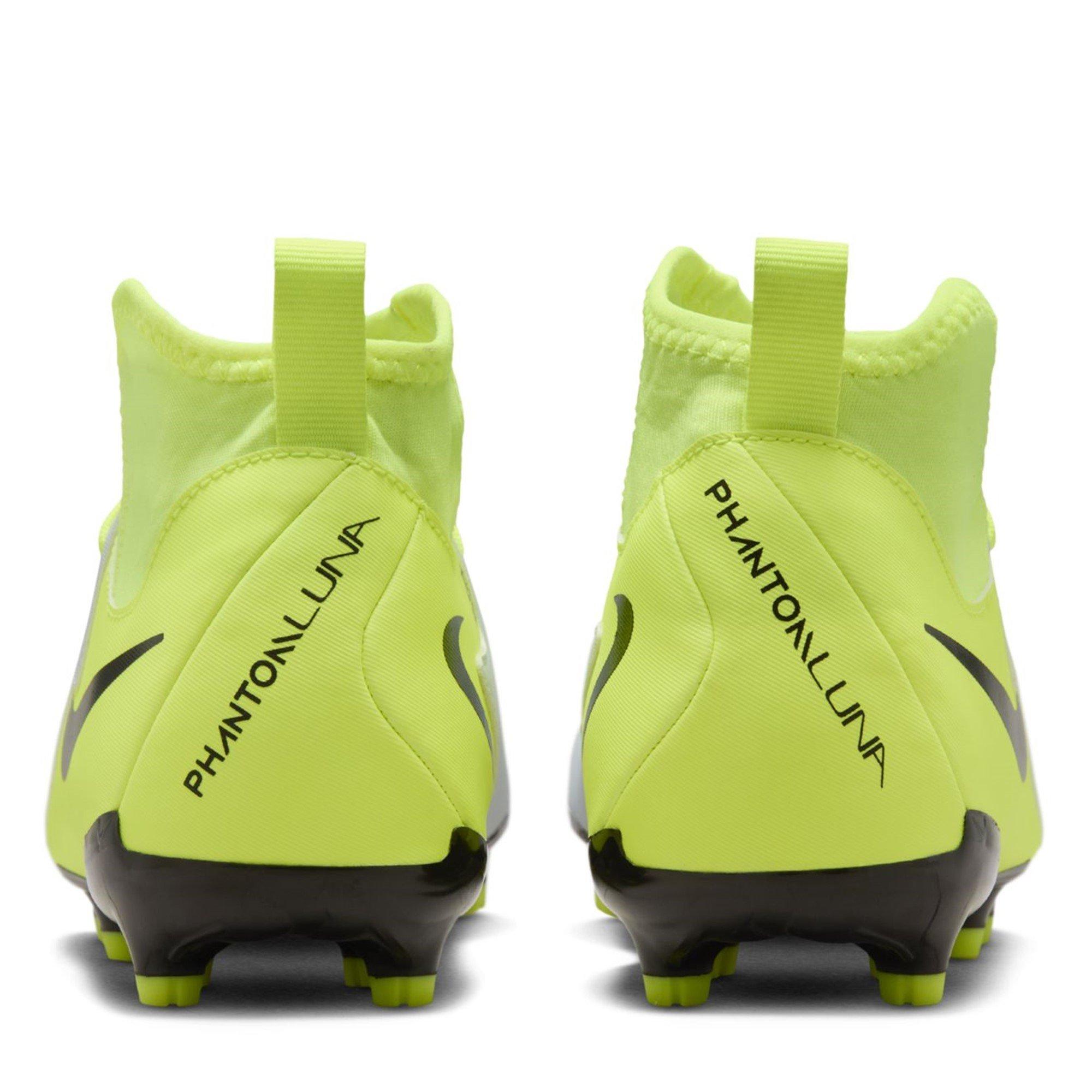 Nike Phantom Luna II Academy Firm Ground Football Boots Junior