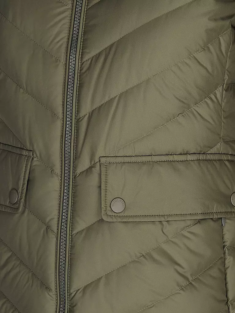WOOLRICH Daunenjacke olive