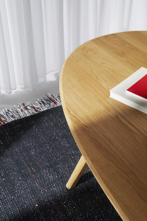 Objekte unserer Tage Meyer tafel ovaal 220x115 waxed eiken met wit pigment