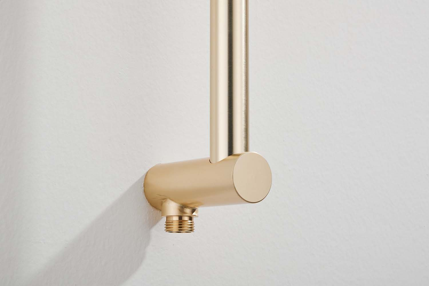 Saniclear Plus douche glijstang met wateraansluiting 60cm geborsteld messing mat goud
