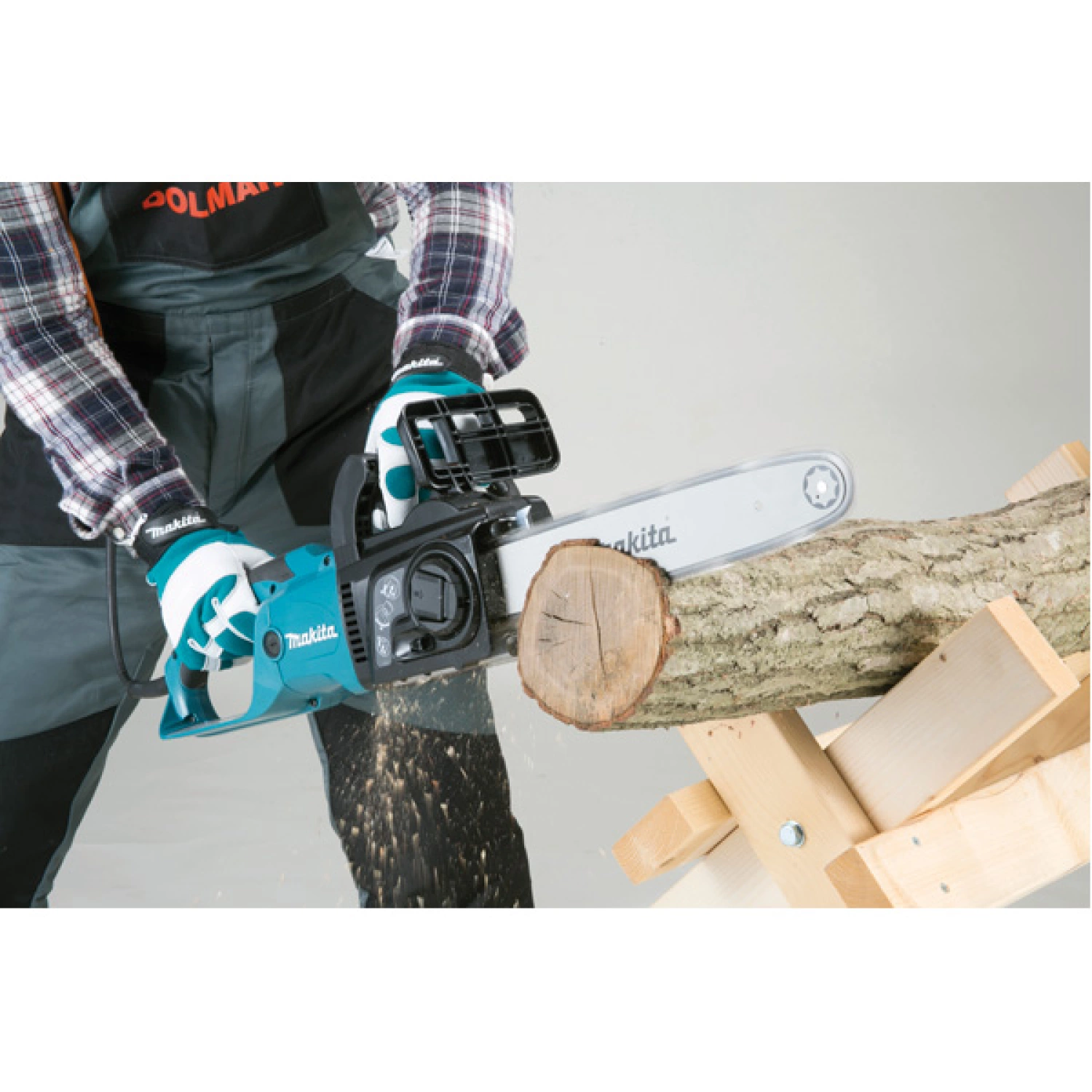 Makita UC3551A Kettingzaag - 2000W - 350mm