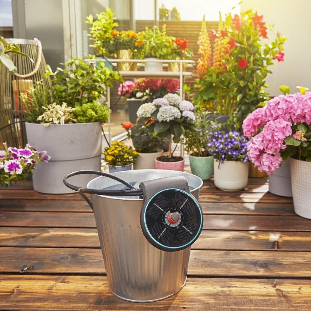 VANNINGSSETT GARDENA AQUABLOOM SOLCELLEDREVET