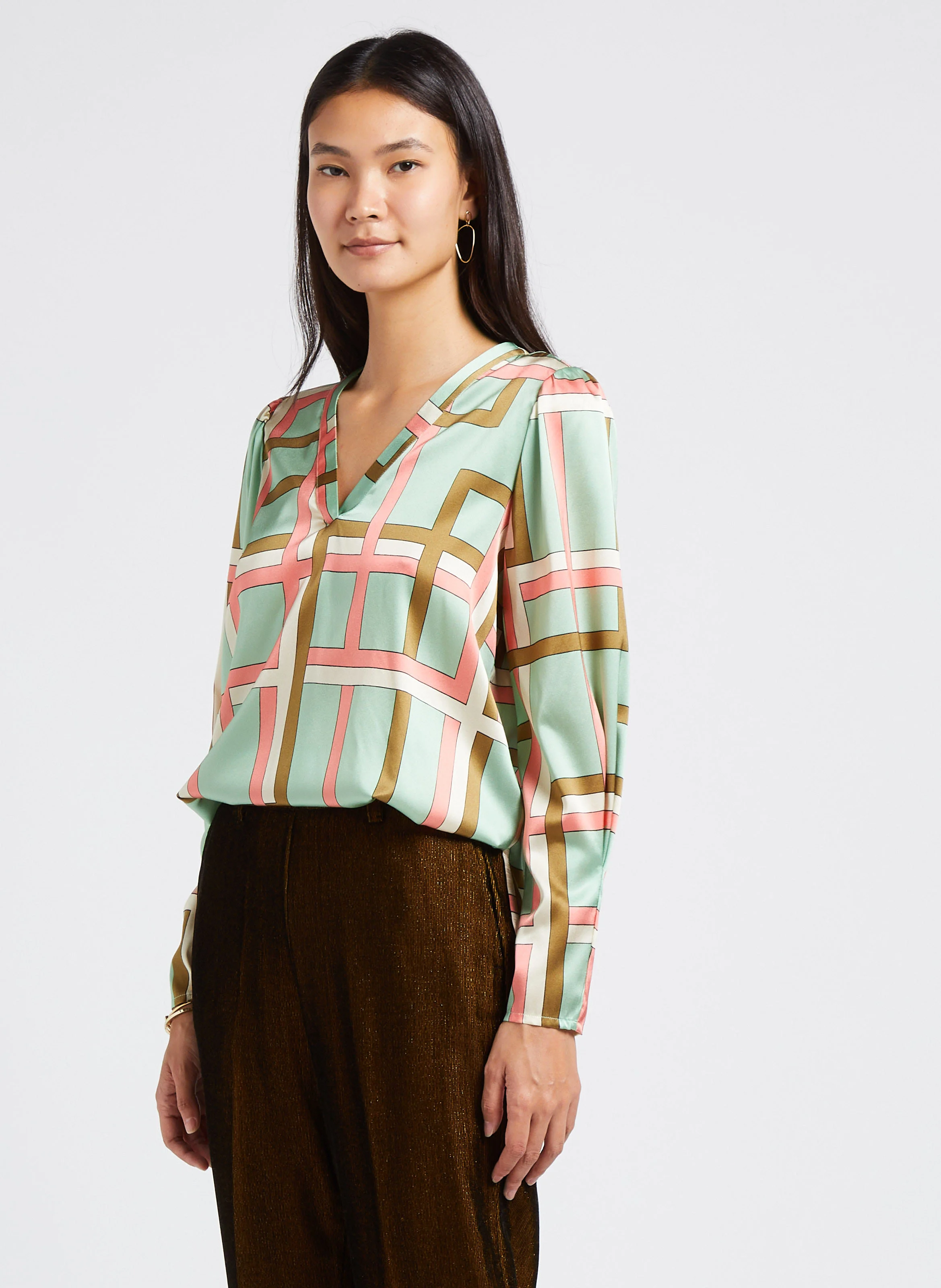 MORGAN - Blouse col V en soie ample | Vert
