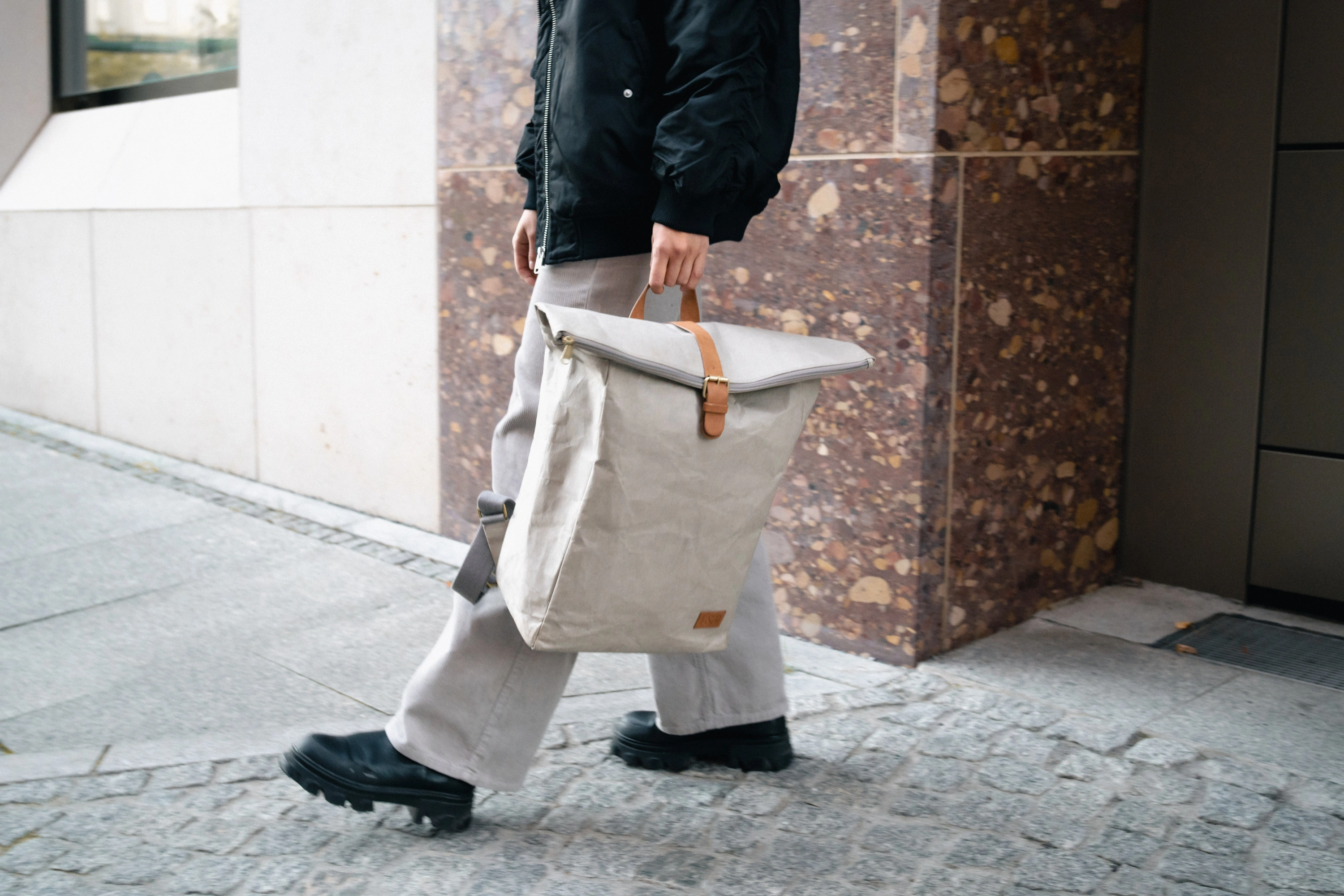 Fitz & Huxley Kraftpapier-Rucksack KRAFT (Typ: 12l)