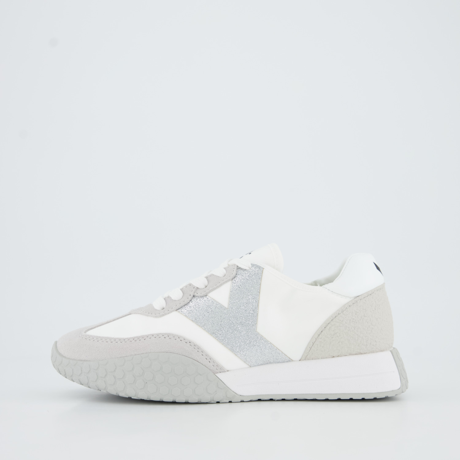 Keh-noo Sneaker