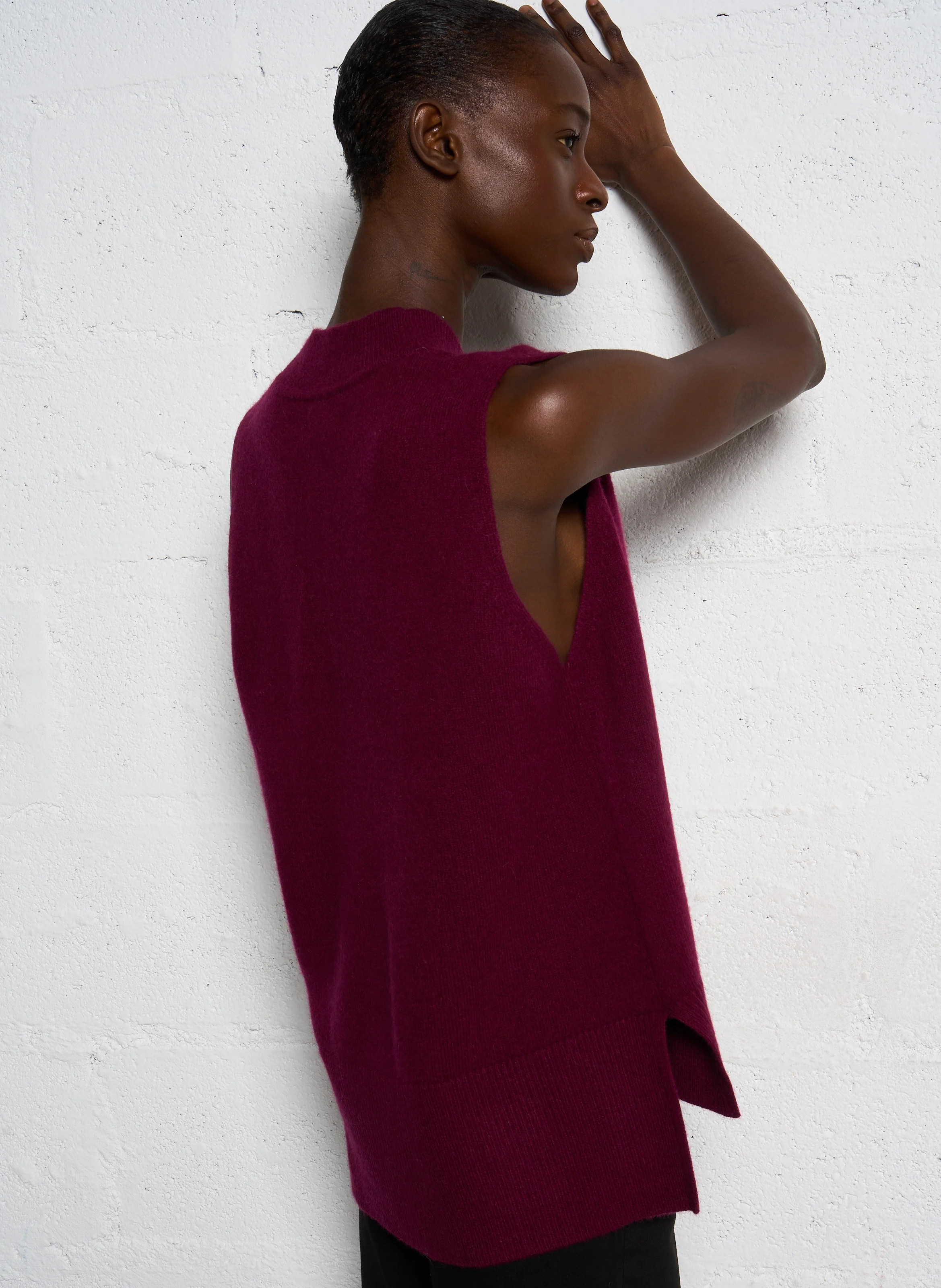 ARISTIDE - Pull col V droit en laine | Rouge