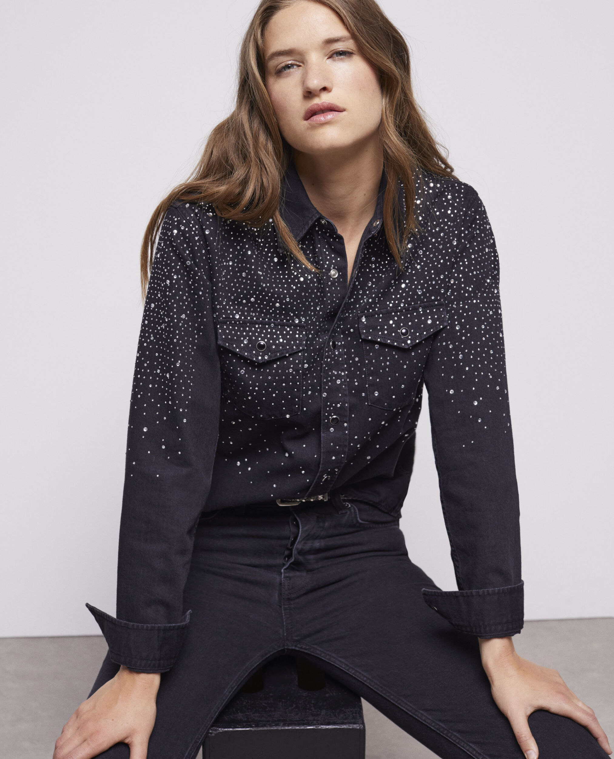 Chemise détails strass noire