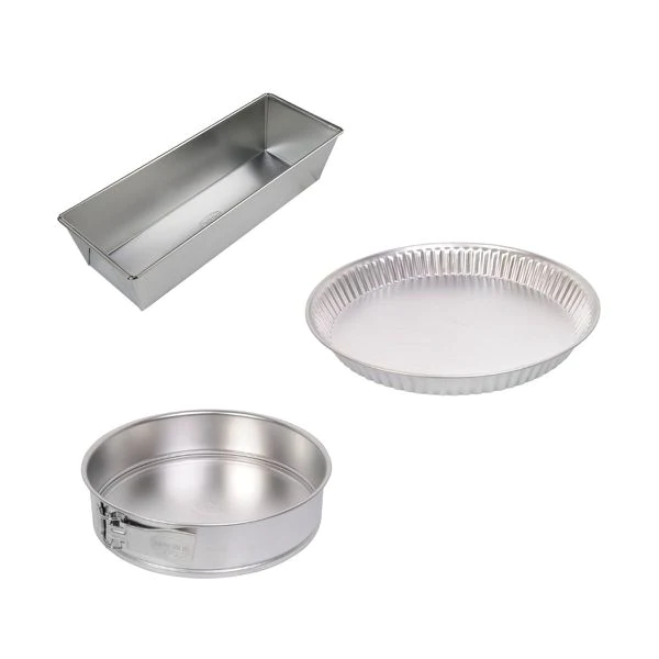 Ensemble de 3 moules à gâteaux en fer blanc Classics Dr. Oetker