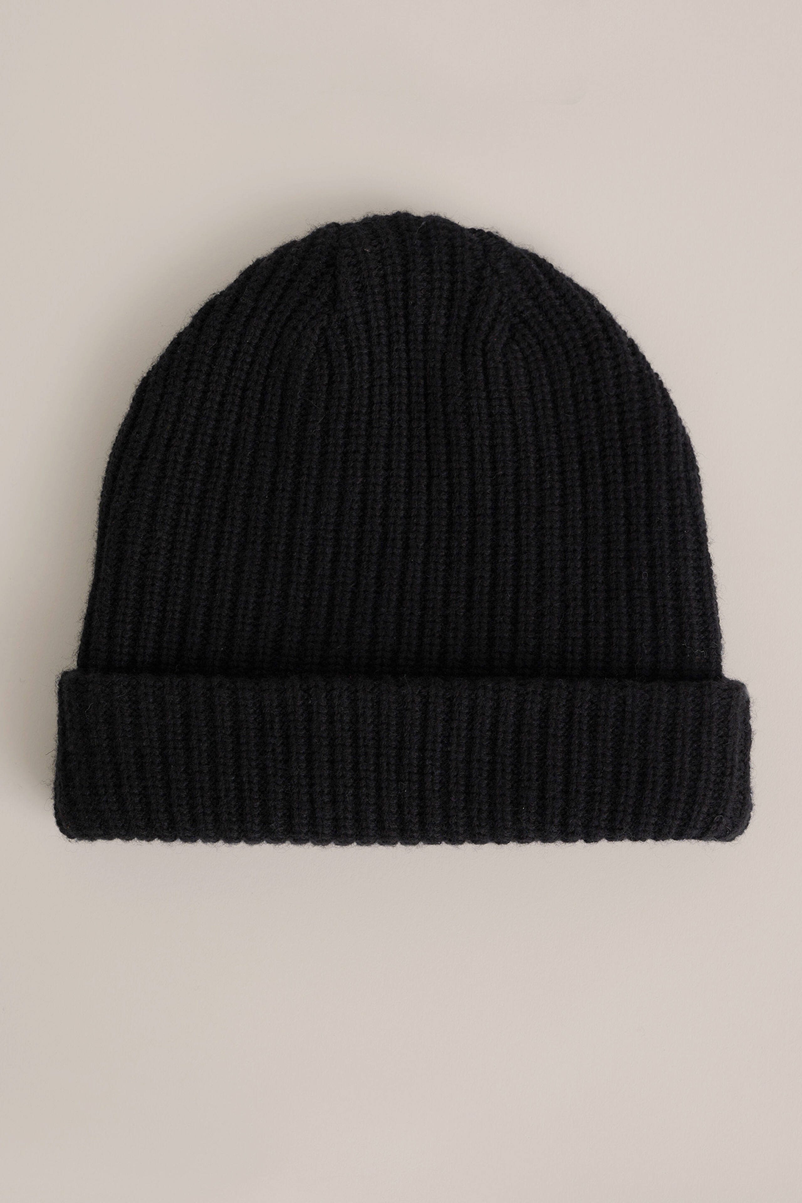 beanie van wolmix WE Studio Zwart