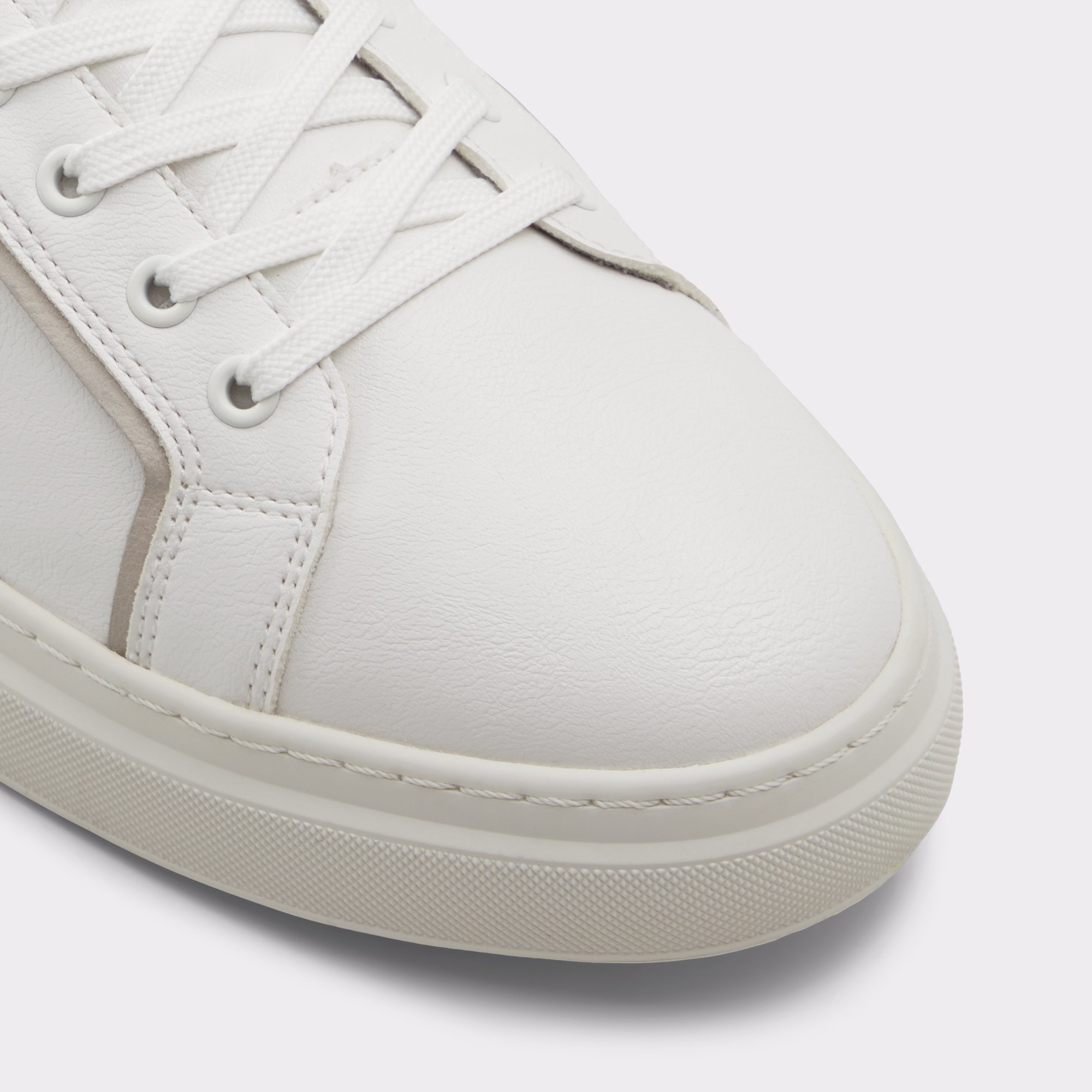 Courtline White Synthetic Mixed Material Men Low top