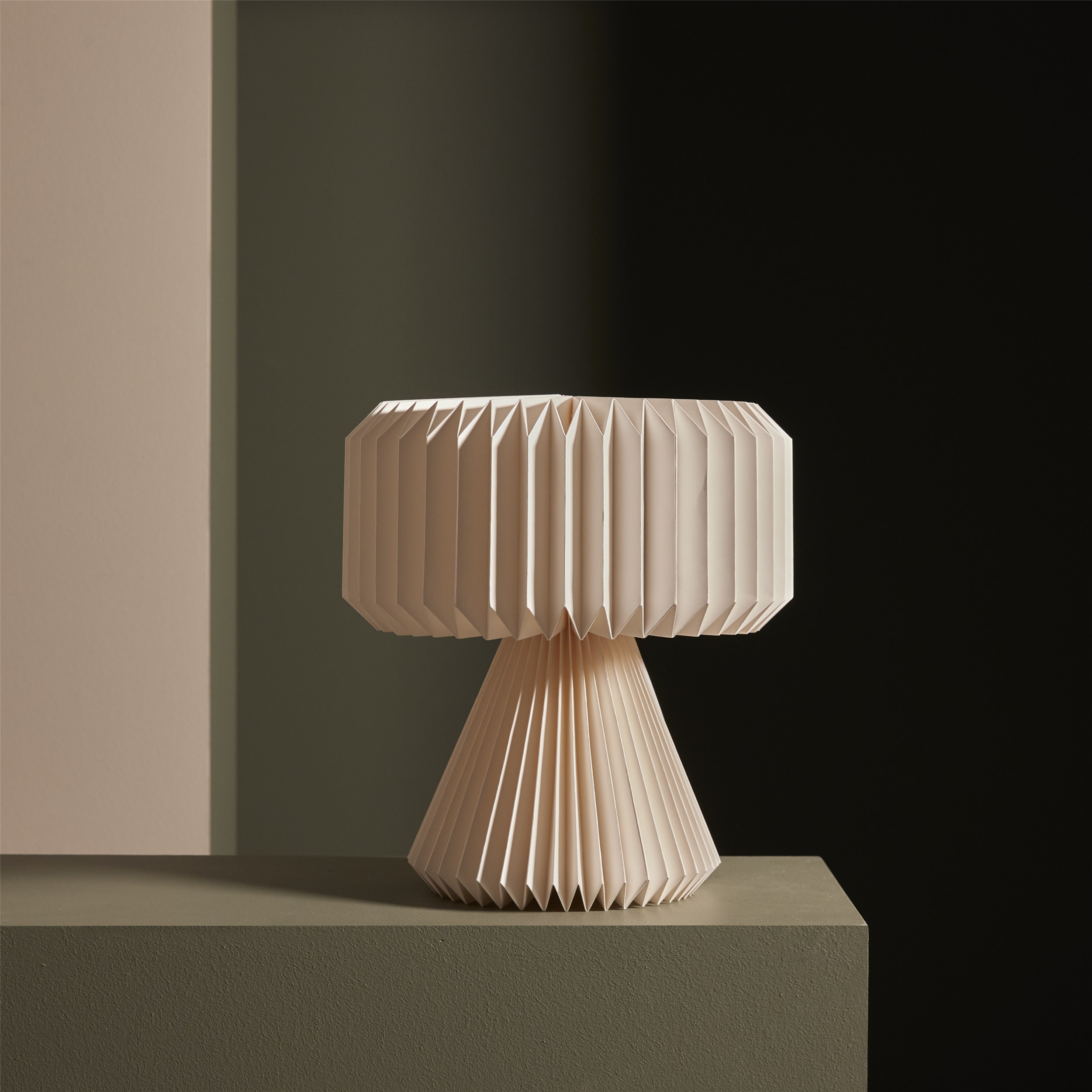 Landskrona Bordlampe 34 x 29 cm