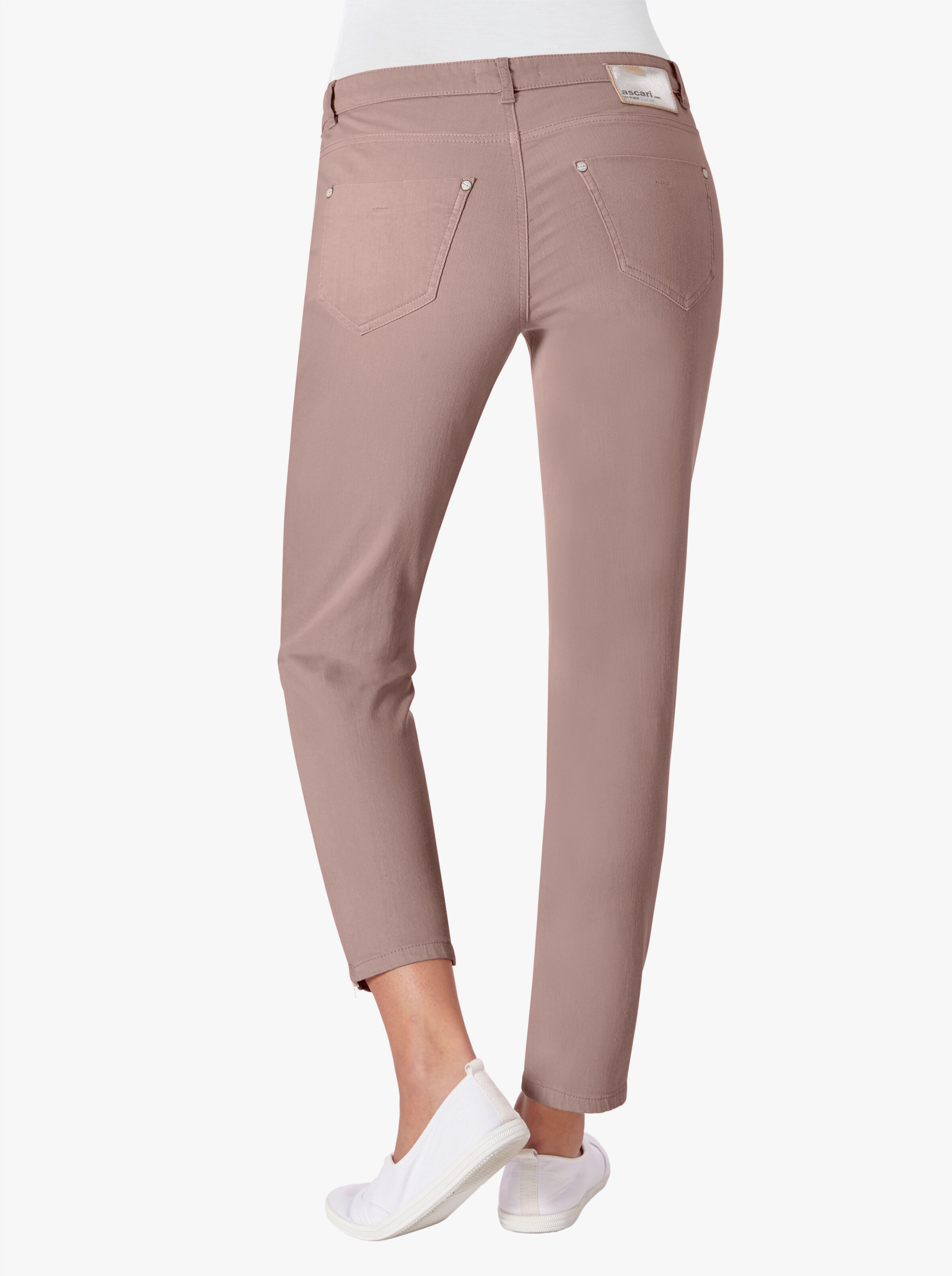 Stretch-Jeans mit Bauch-weg-Effekt