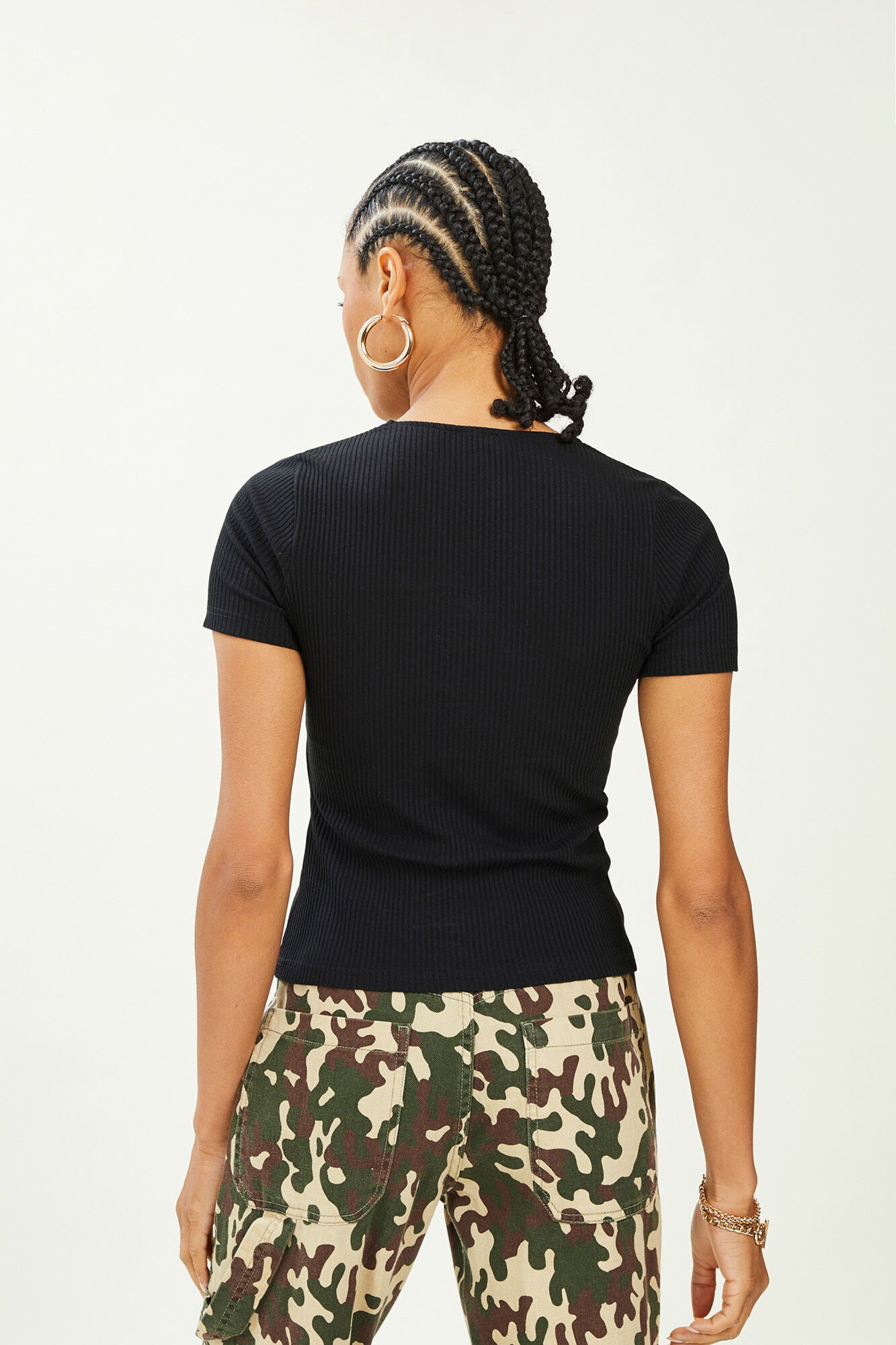 Blusa de malha canelada com decote quadrado